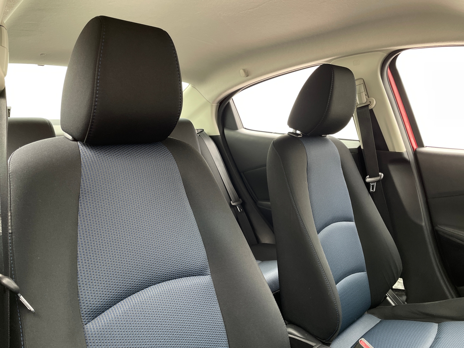 Thumbnail: 2017 Toyota Yaris iA - 2