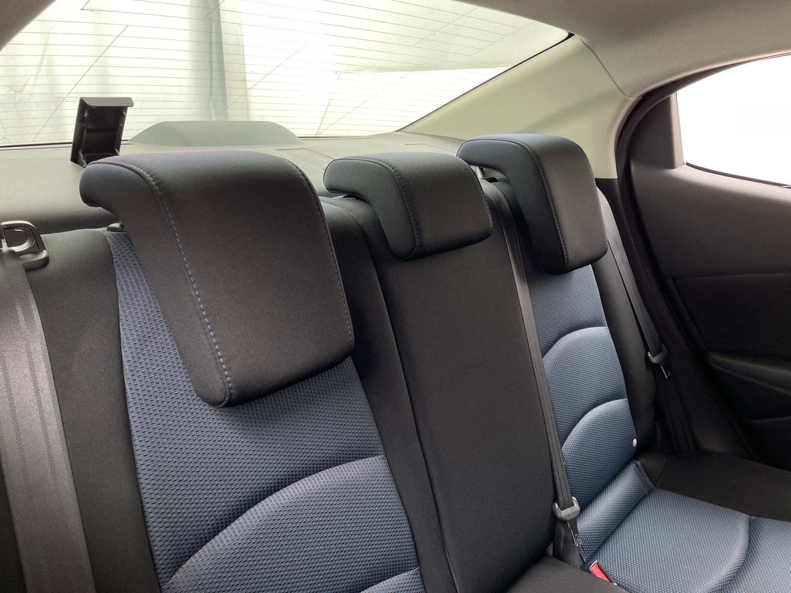 Thumbnail: 2017 Toyota Yaris iA - 6