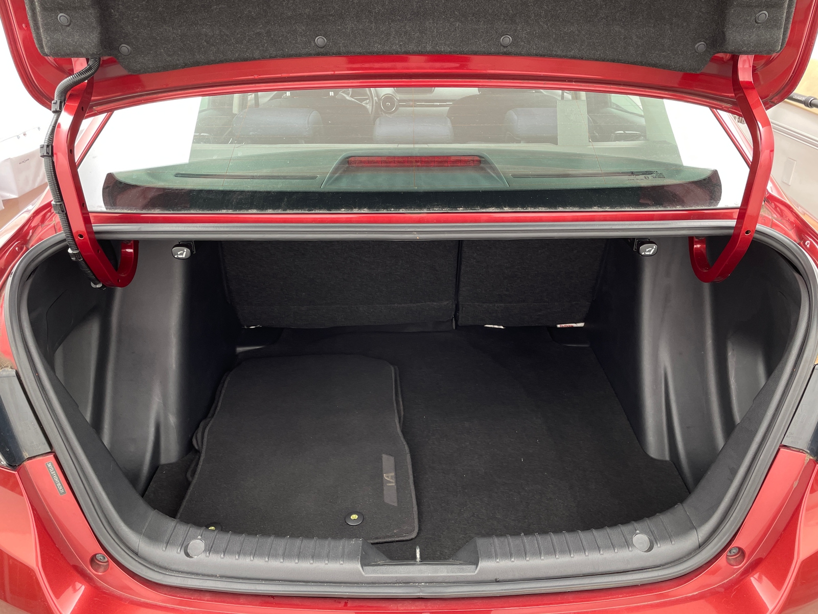 Thumbnail: 2017 Toyota Yaris iA - 7