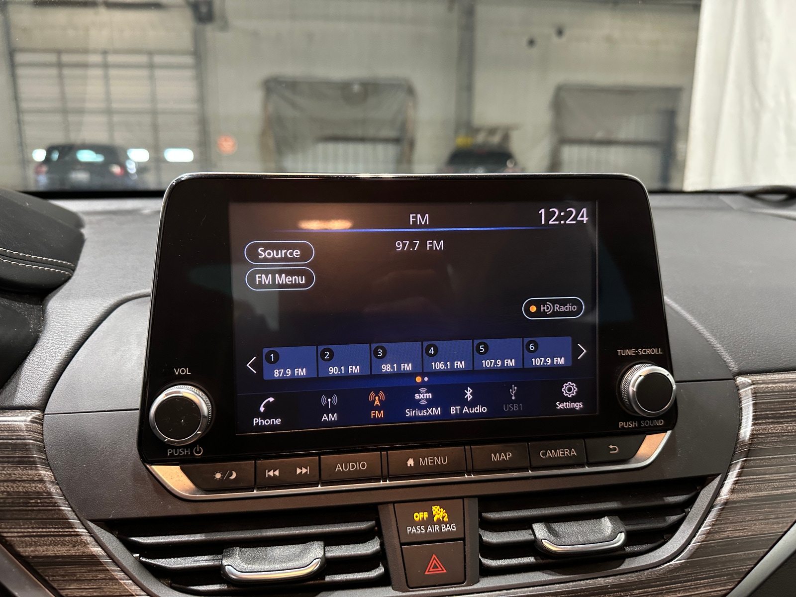 Thumbnail: 2019 Nissan Altima - 3