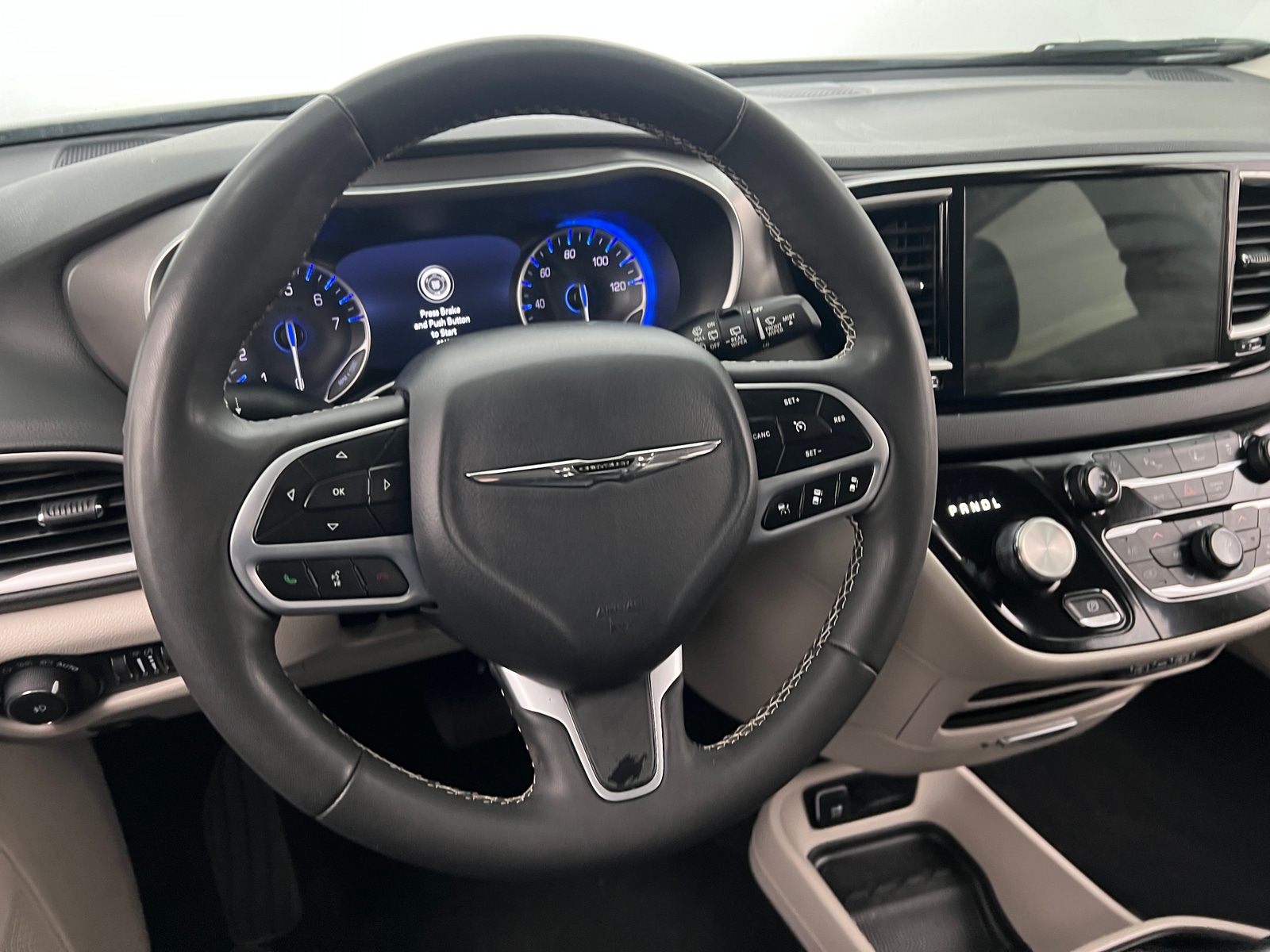 Thumbnail: 2024 Chrysler Pacifica - 4