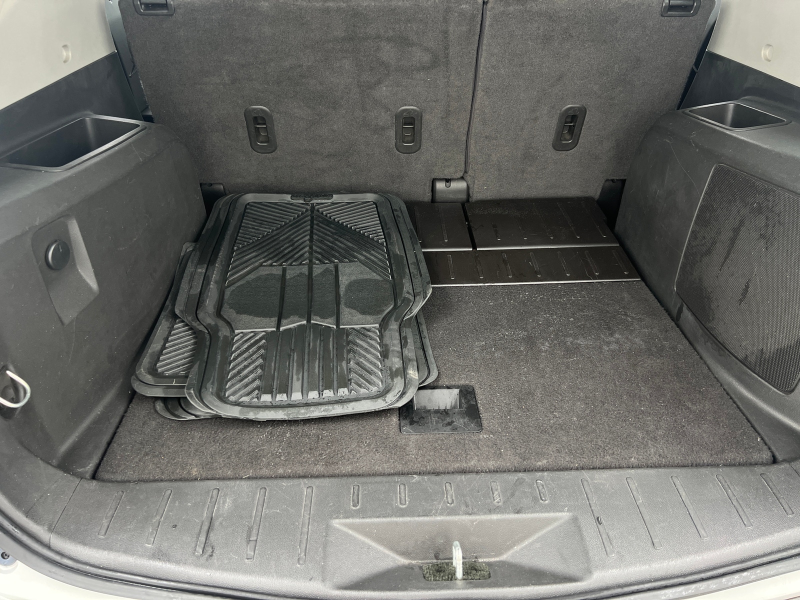 Thumbnail: 2013 Chevrolet Equinox - 6