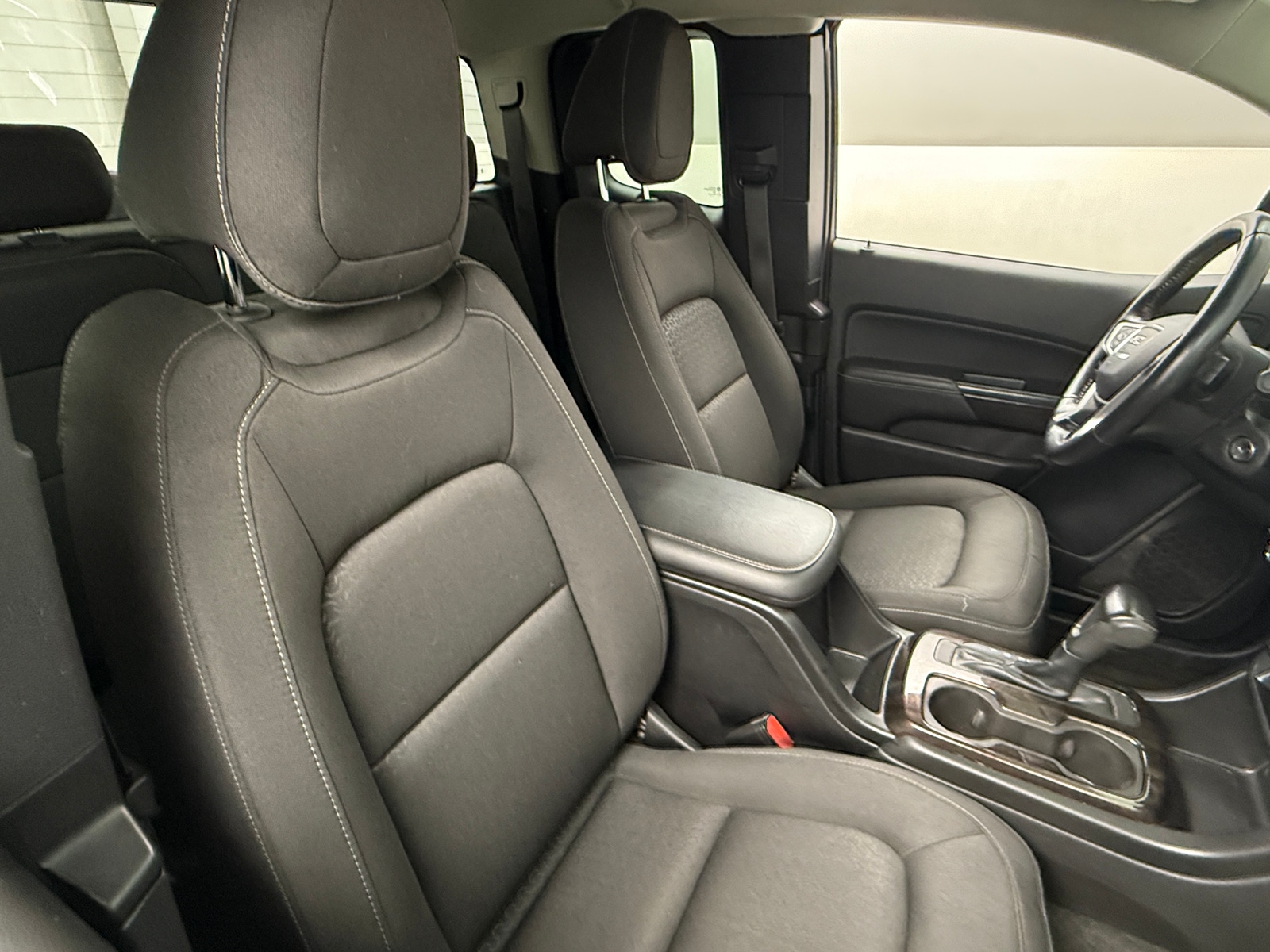 Thumbnail: 2018 GMC Canyon - 2