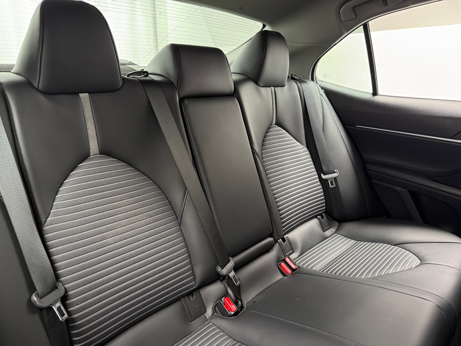 Thumbnail: 2021 Toyota Camry - 5