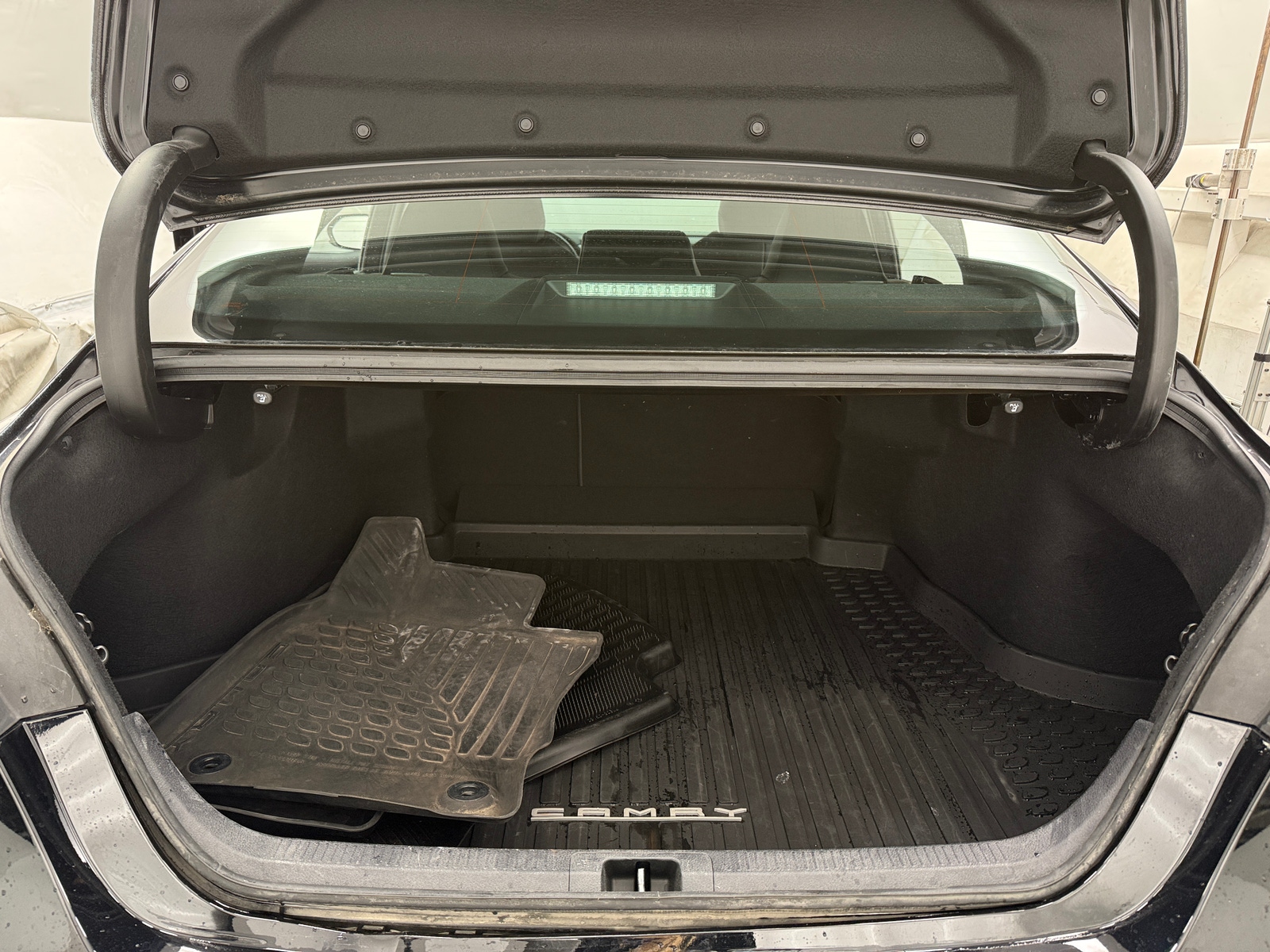 Thumbnail: 2021 Toyota Camry - 6