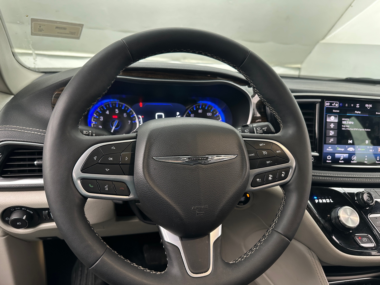 Thumbnail: 2024 Chrysler Pacifica - 4