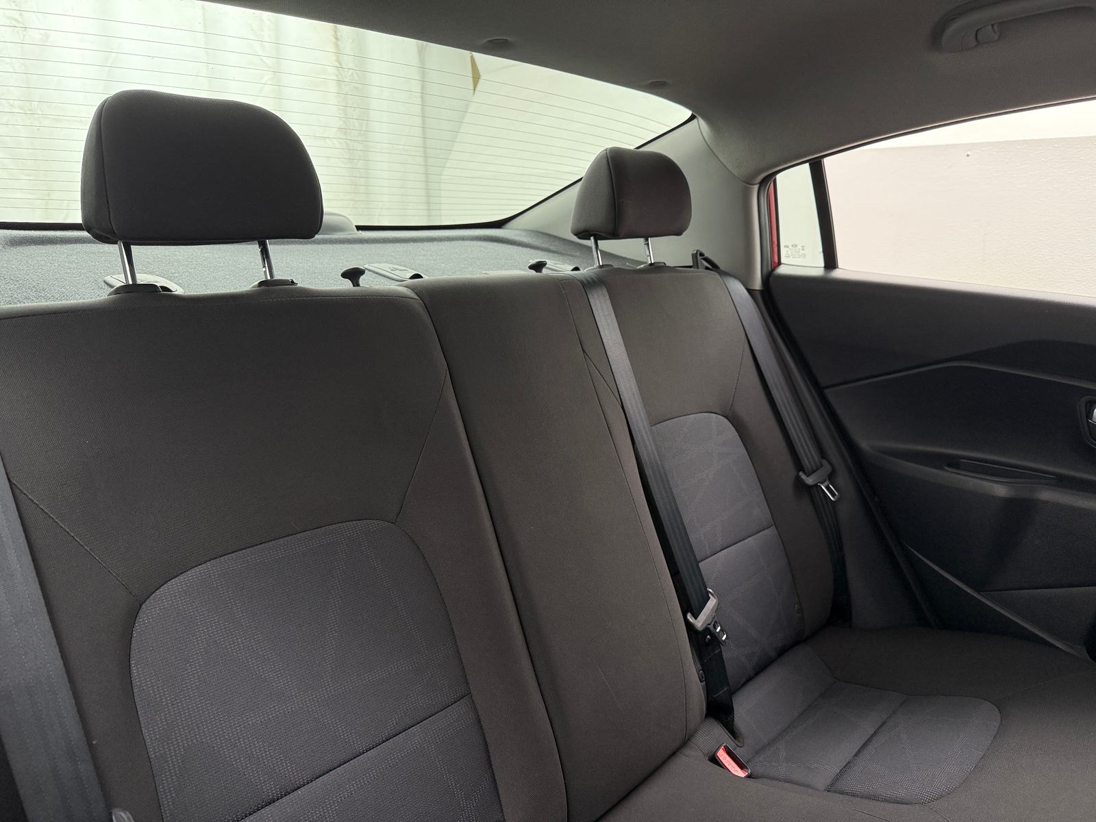 Thumbnail: 2017 Kia Rio - 6