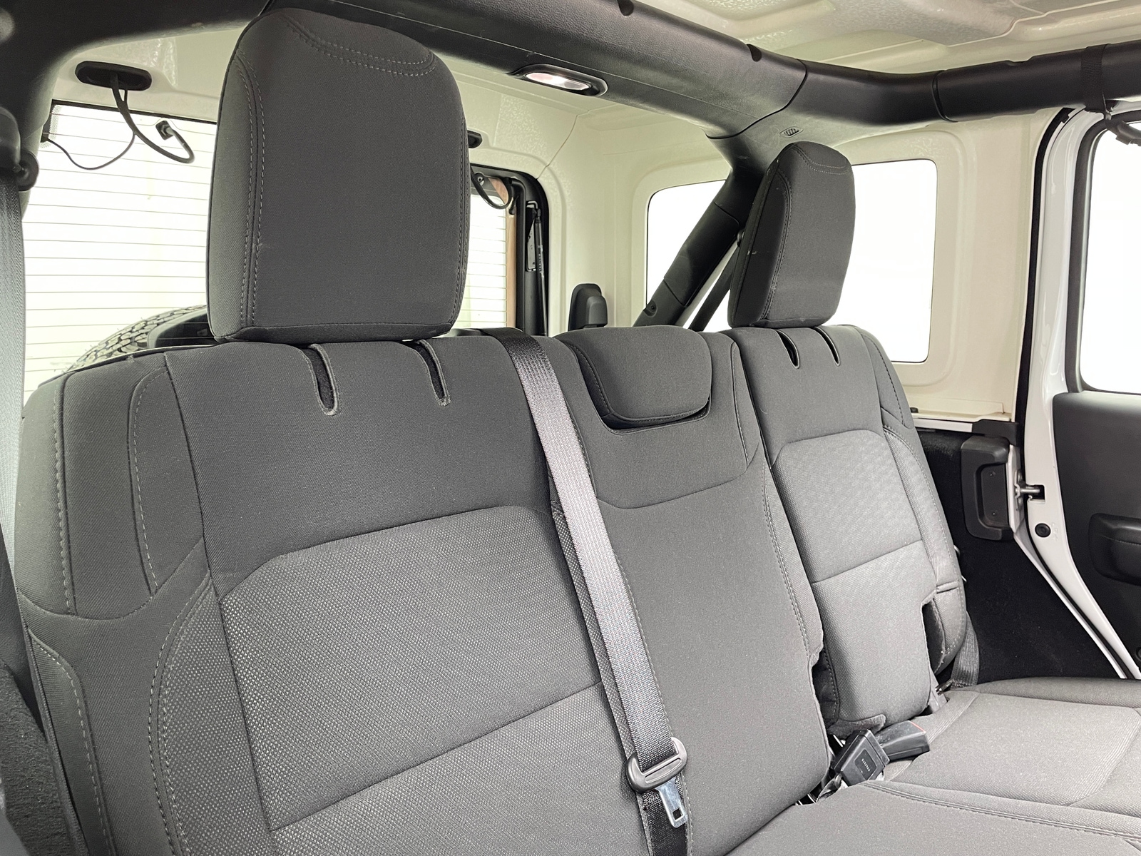 Thumbnail: 2020 Jeep Wrangler - 6