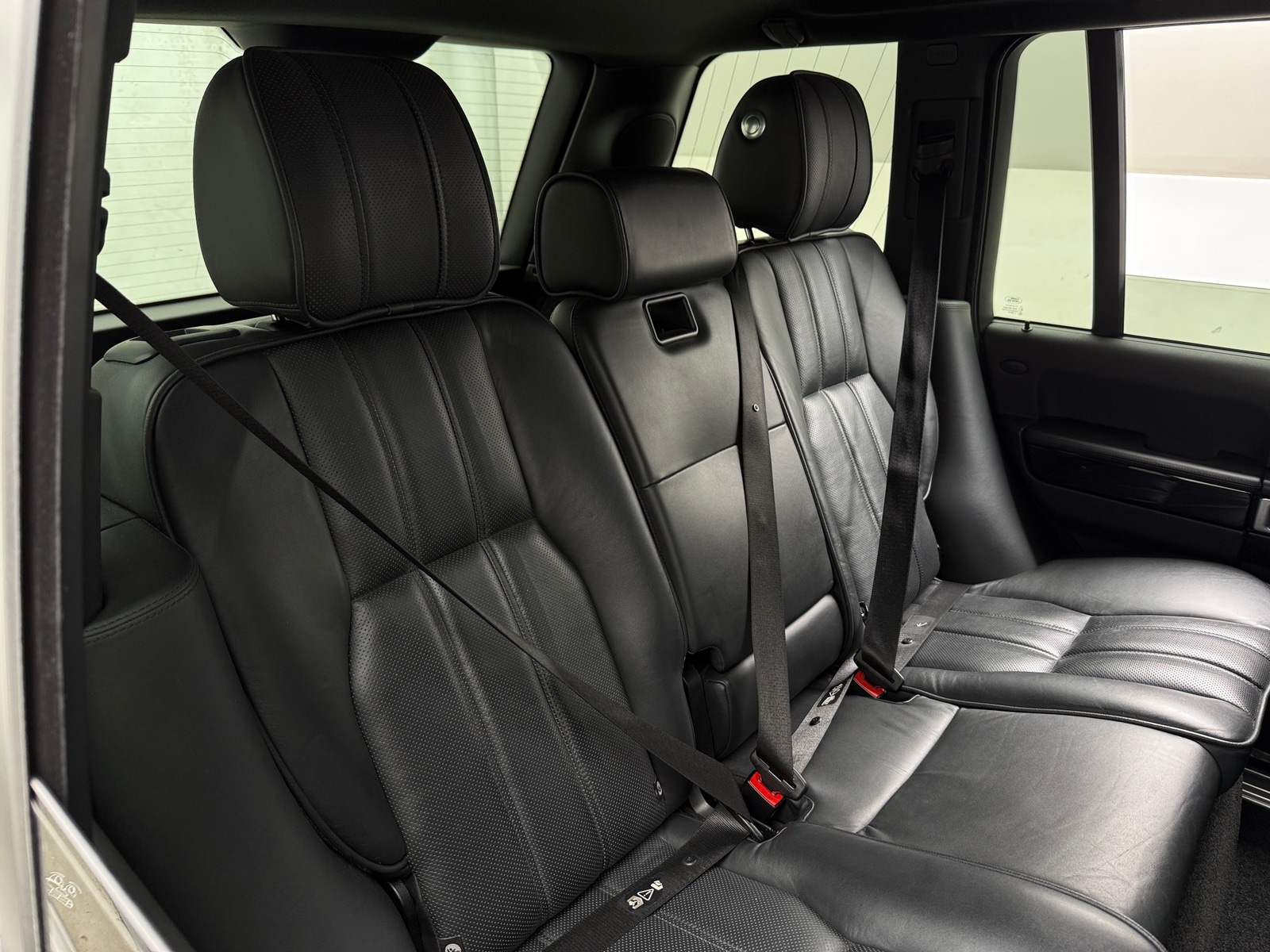 Thumbnail: 2011 Land Rover Range Rover - 5