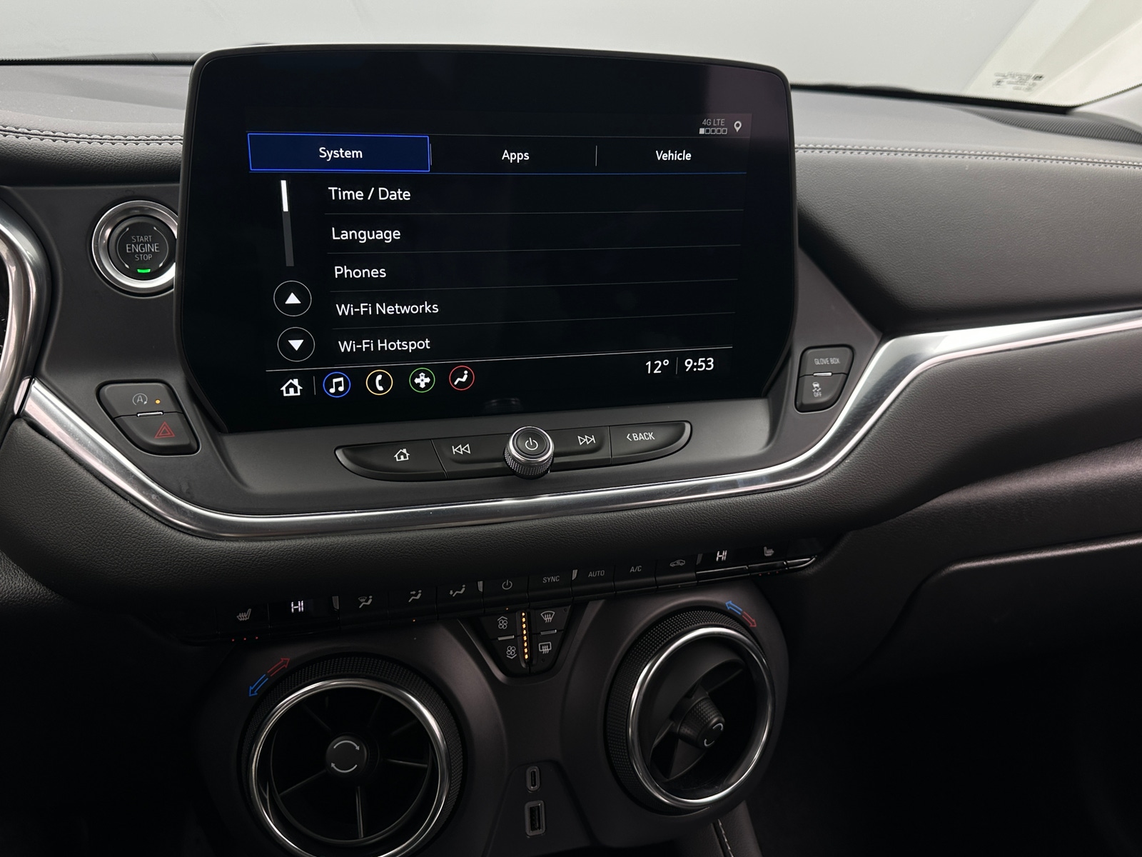 Thumbnail: 2025 Chevrolet Blazer - 4