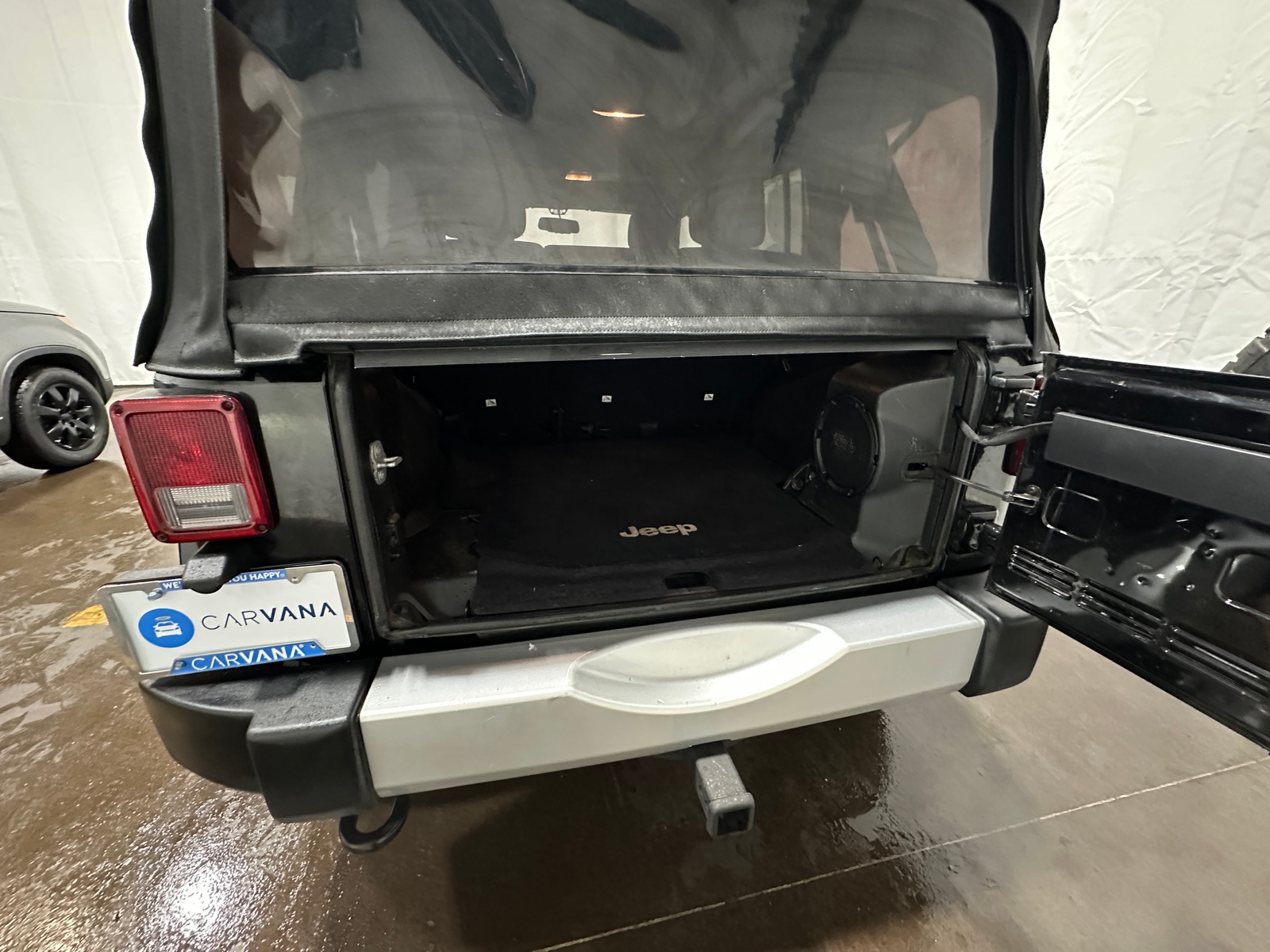 Thumbnail: 2014 Jeep Wrangler - 7