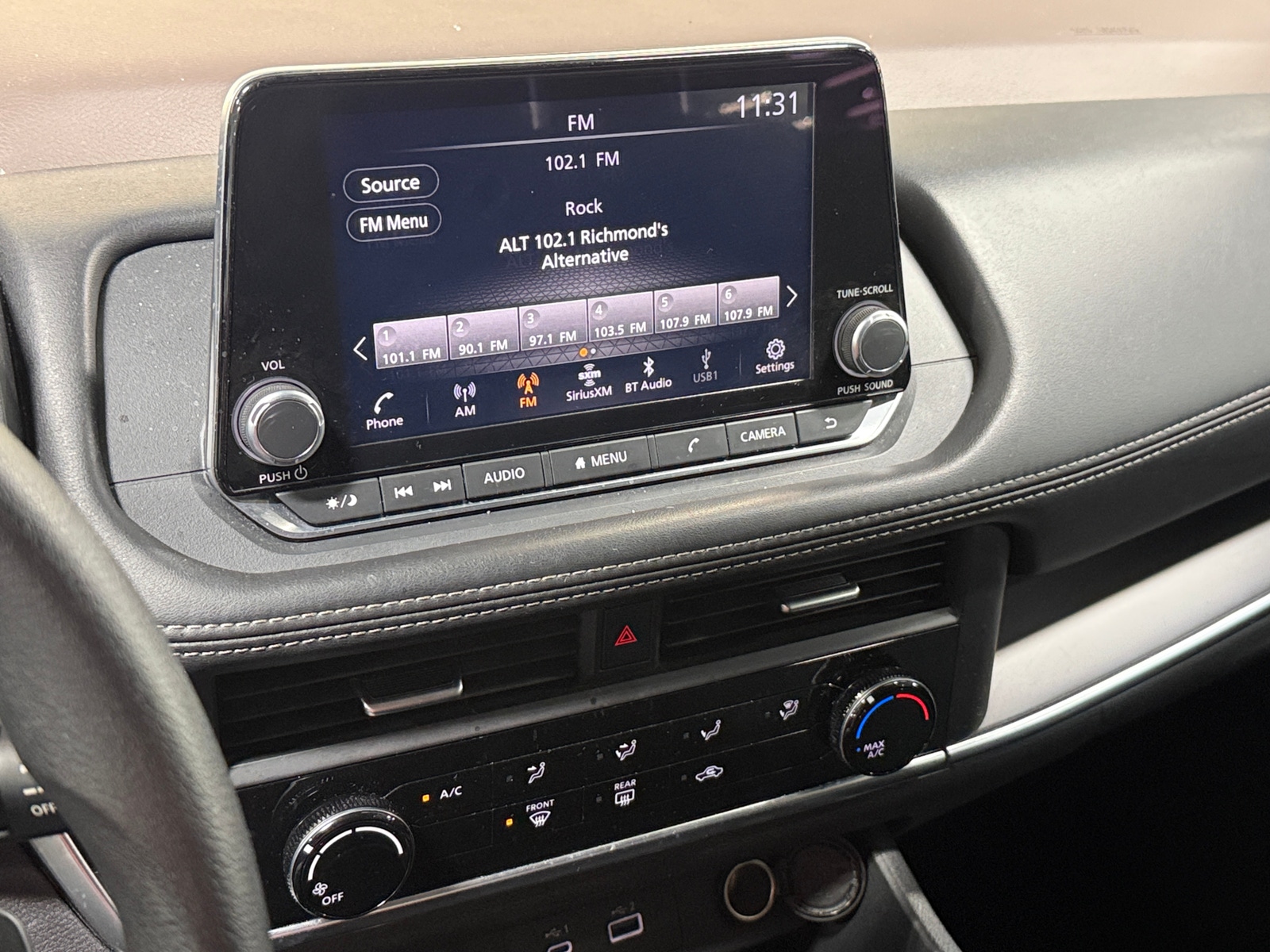 Thumbnail: 2023 Nissan Rogue - 4