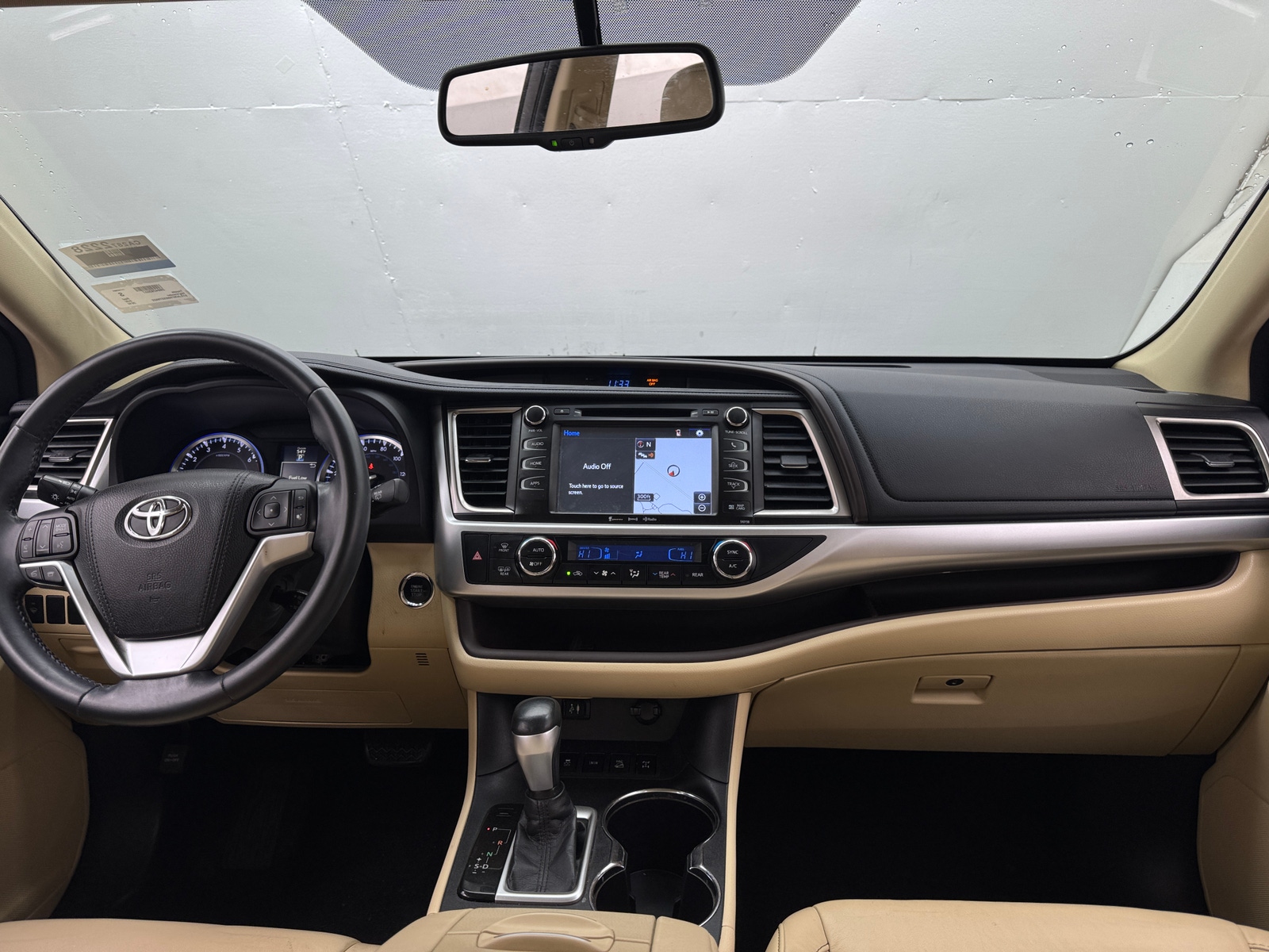 Thumbnail: 2016 Toyota Highlander - 2