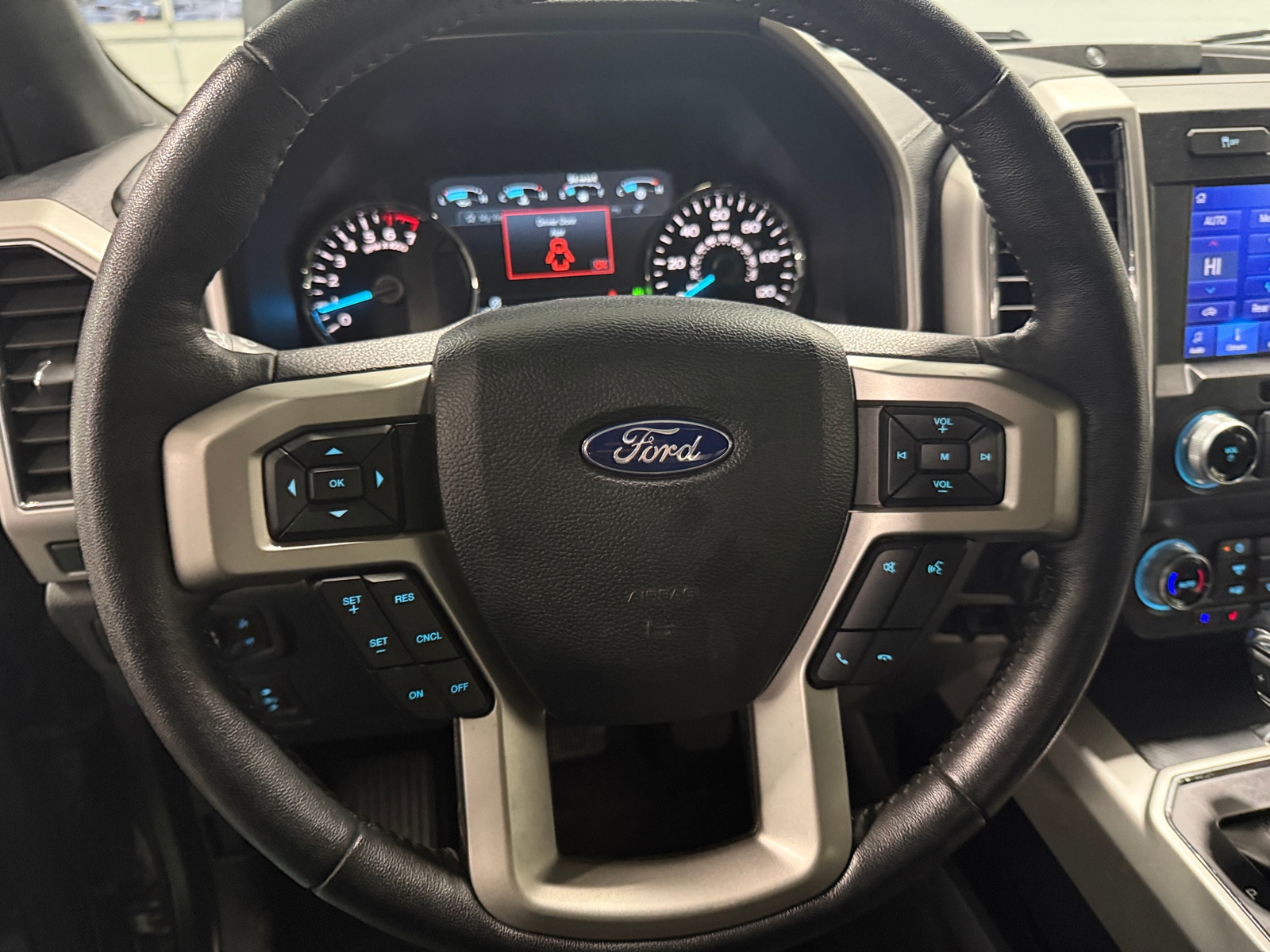 Thumbnail: 2020 Ford Econoline - 4
