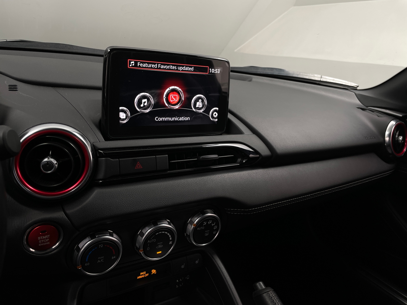 Thumbnail: 2020 Mazda MX-5 Miata - 3