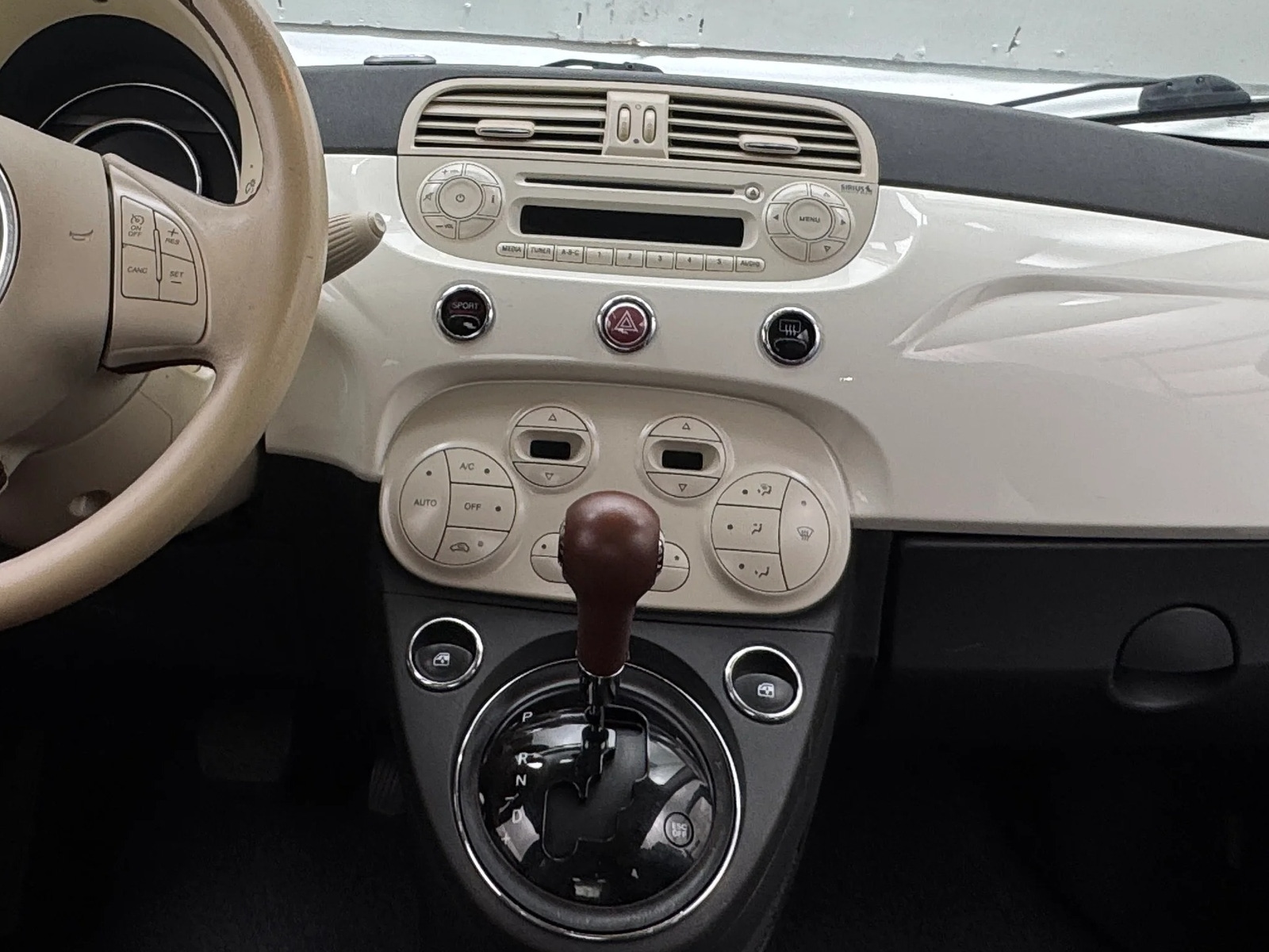 Thumbnail: 2015 Fiat 500 - 3