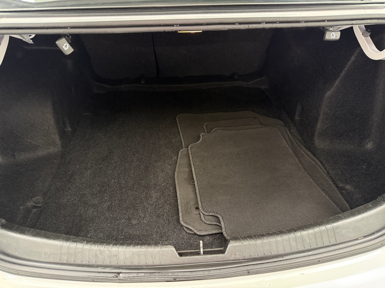 Thumbnail: 2024 Chevrolet Malibu - 7