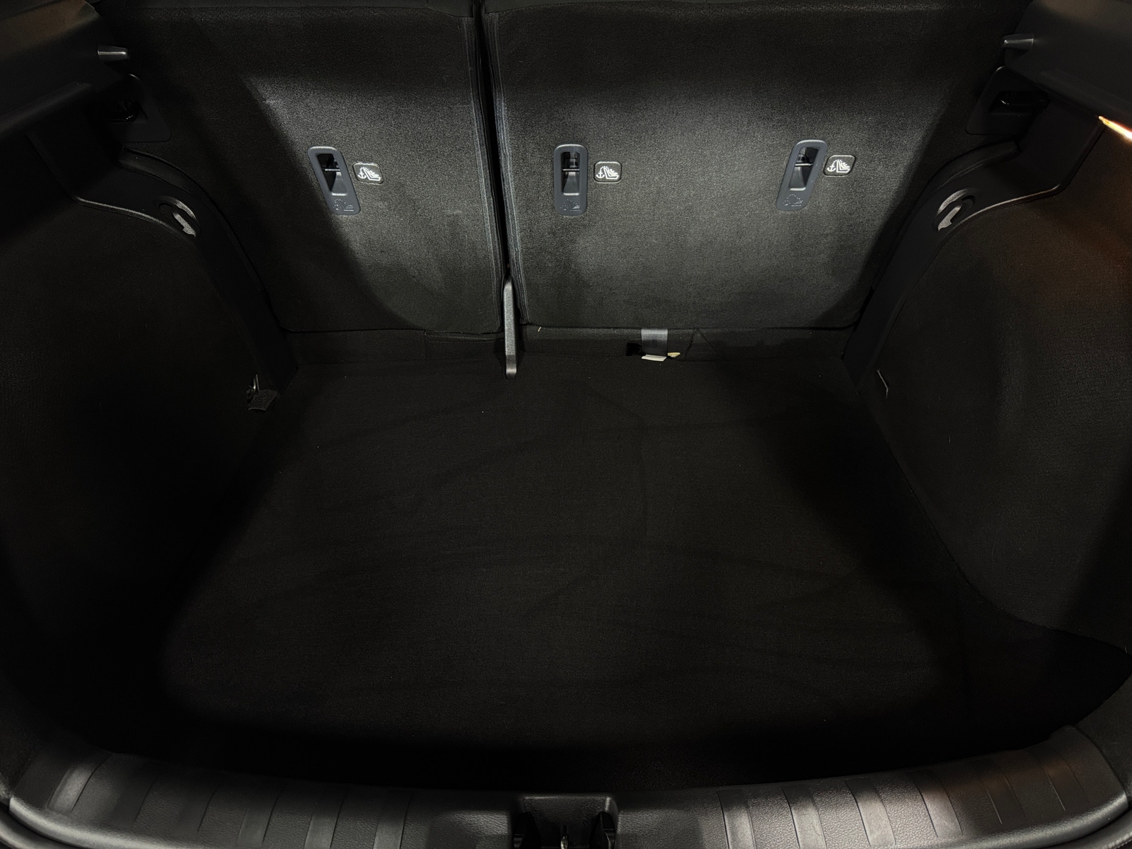 Thumbnail: 2021 Nissan Kicks - 7