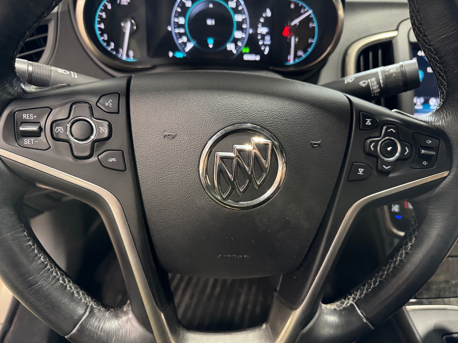 Thumbnail: 2016 Buick LaCrosse - 4