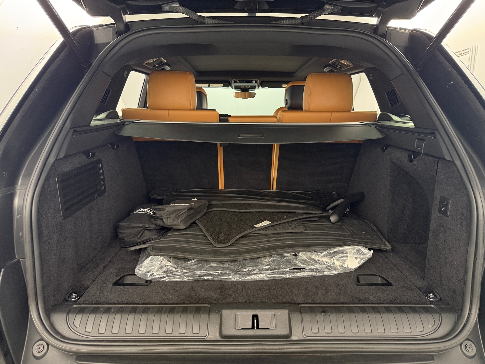 Thumbnail: 2018 Land Rover Range Rover Sport - 6