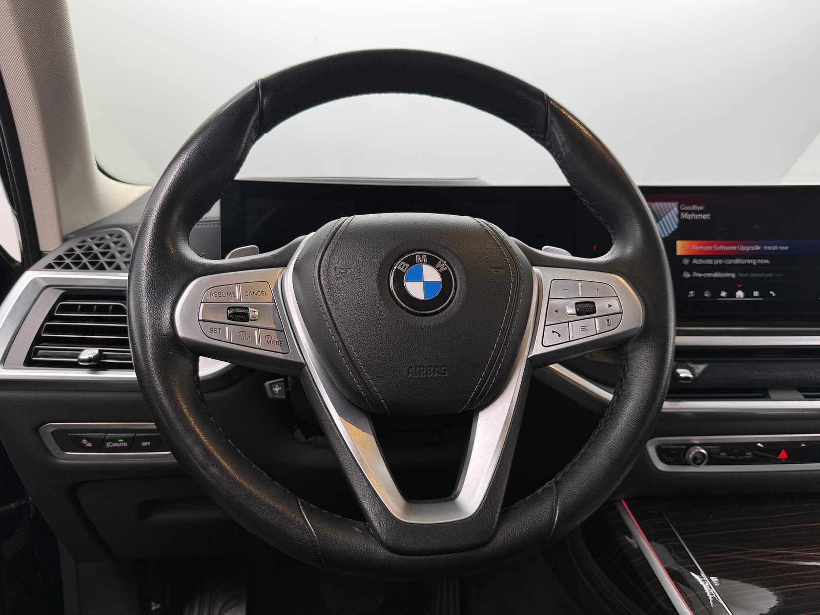 Thumbnail: 2024 BMW X7 - 4