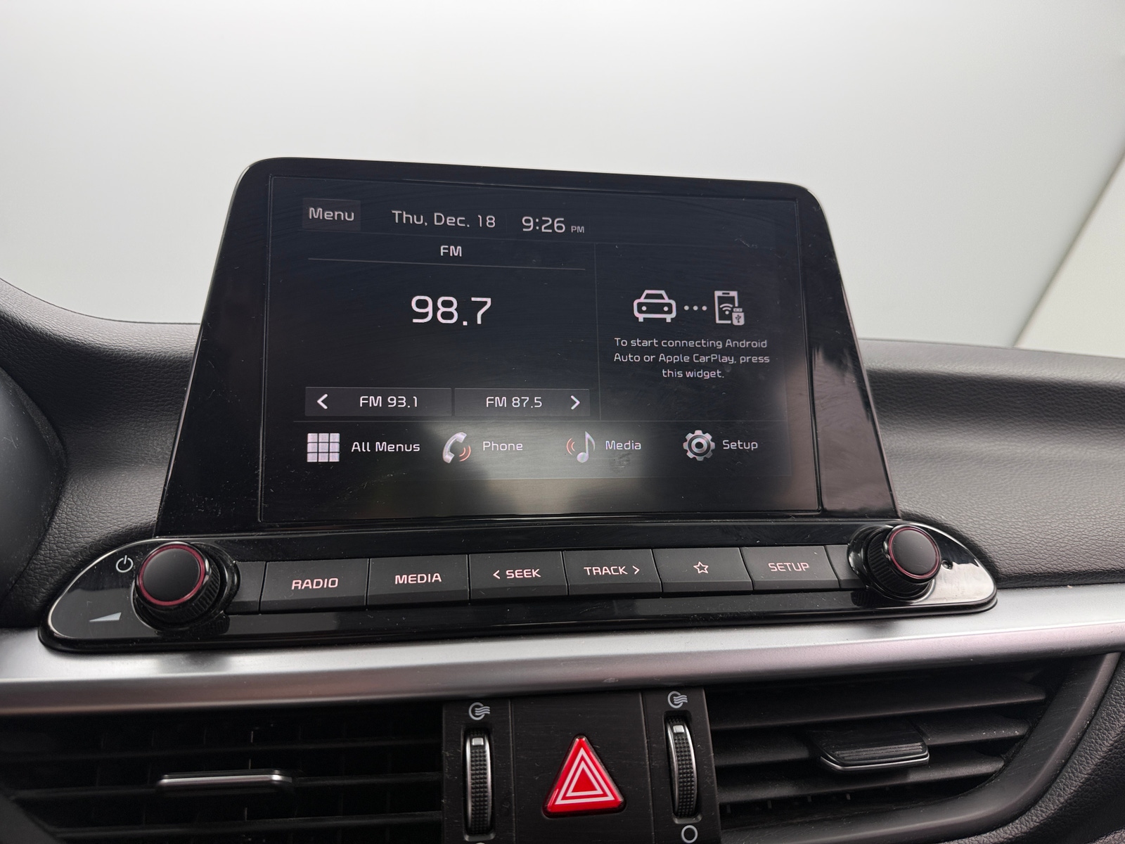 Thumbnail: 2024 Kia Forte - 4