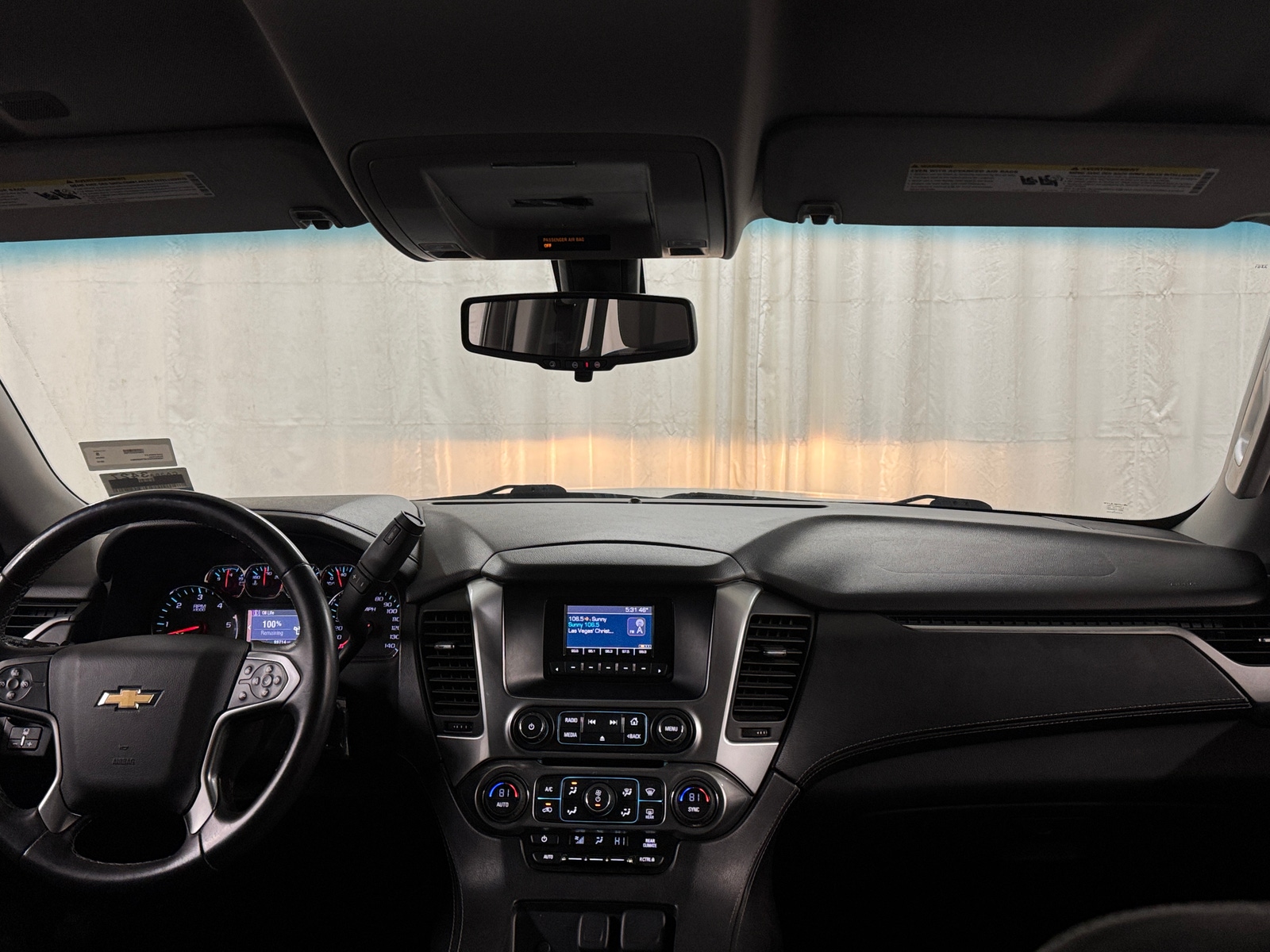 Thumbnail: 2015 Chevrolet Suburban - 3