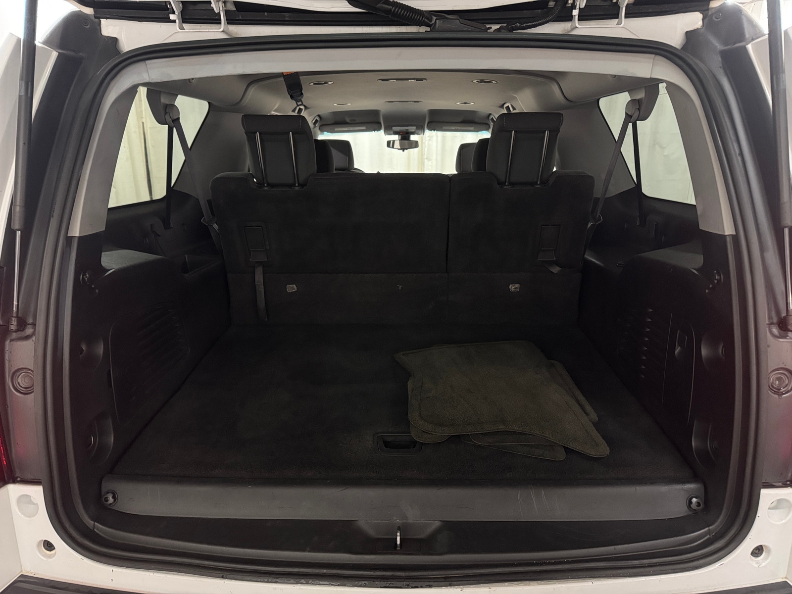 Thumbnail: 2015 Chevrolet Suburban - 7