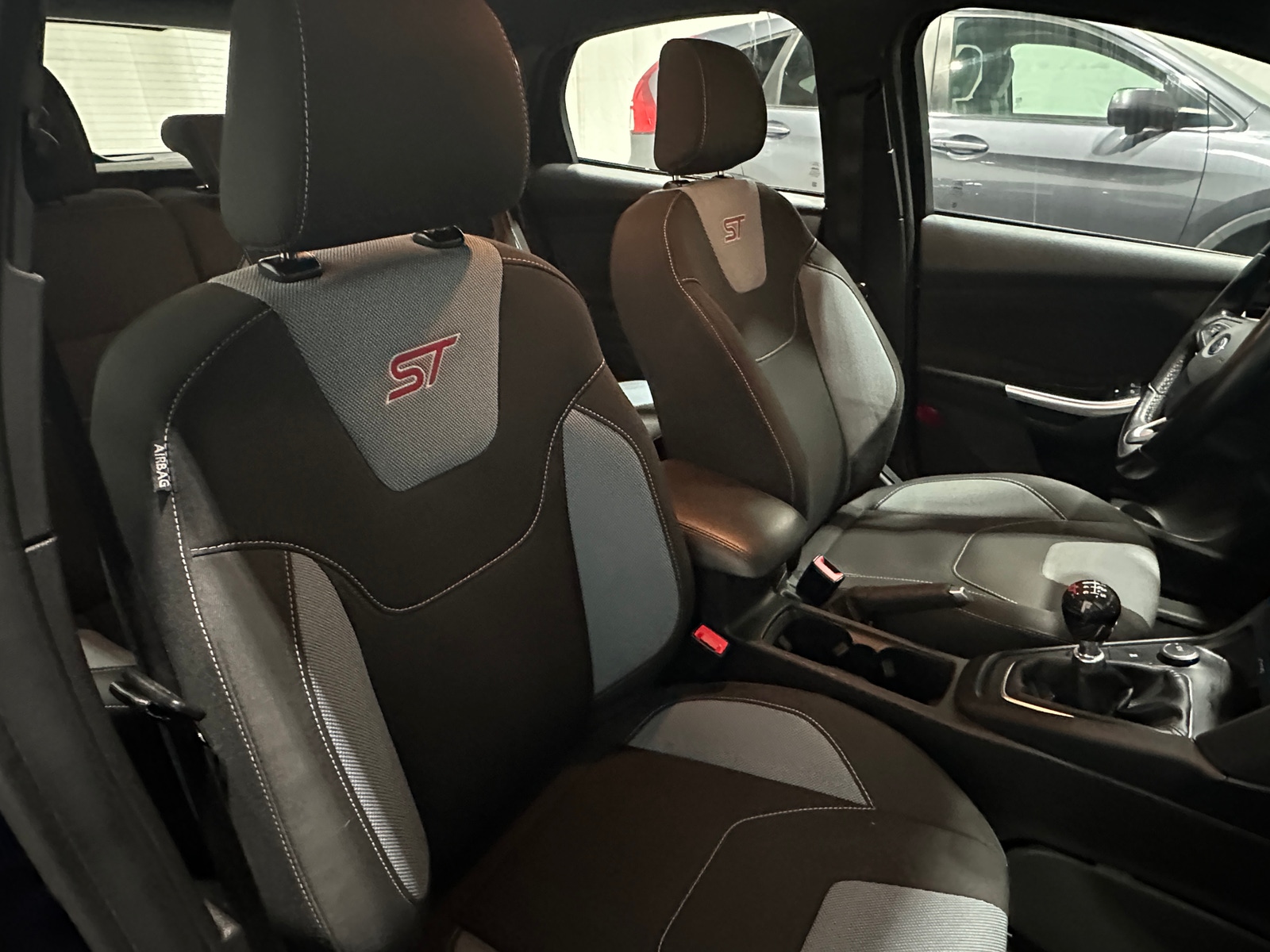 Thumbnail: 2017 Ford Focus - 2