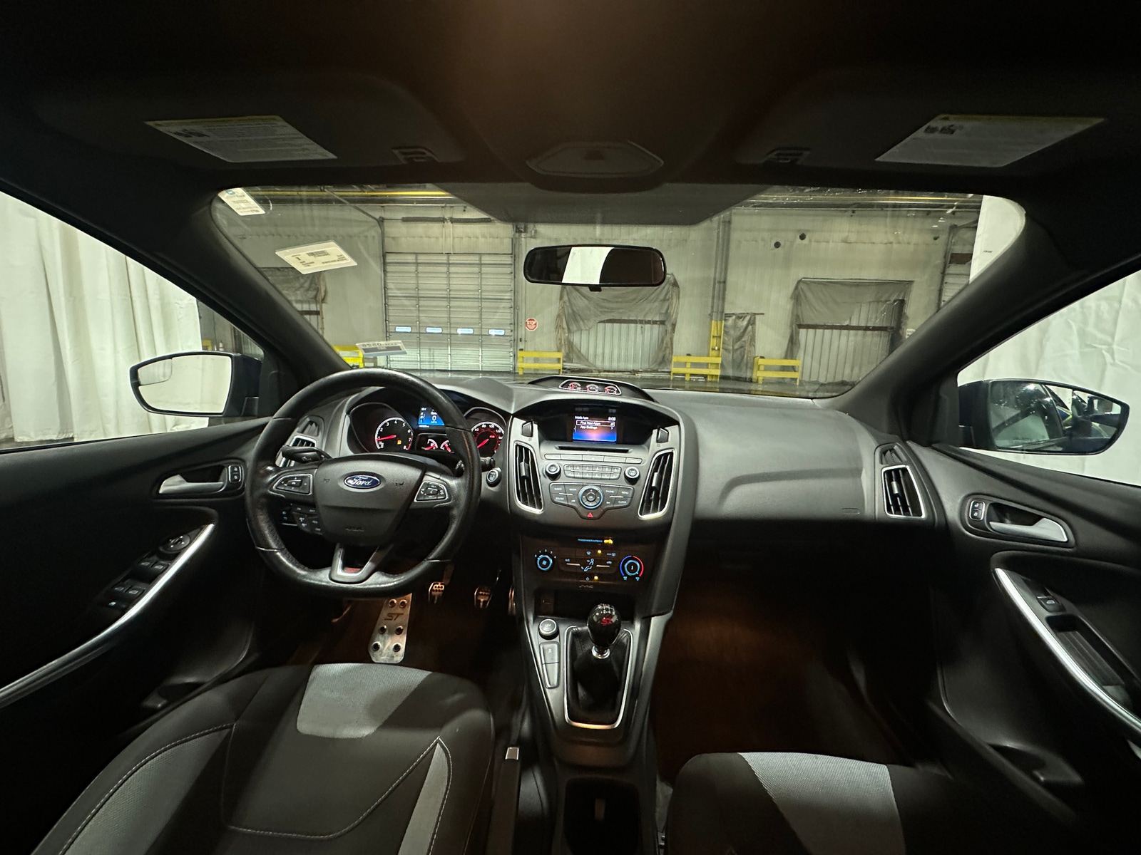 Thumbnail: 2017 Ford Focus - 3