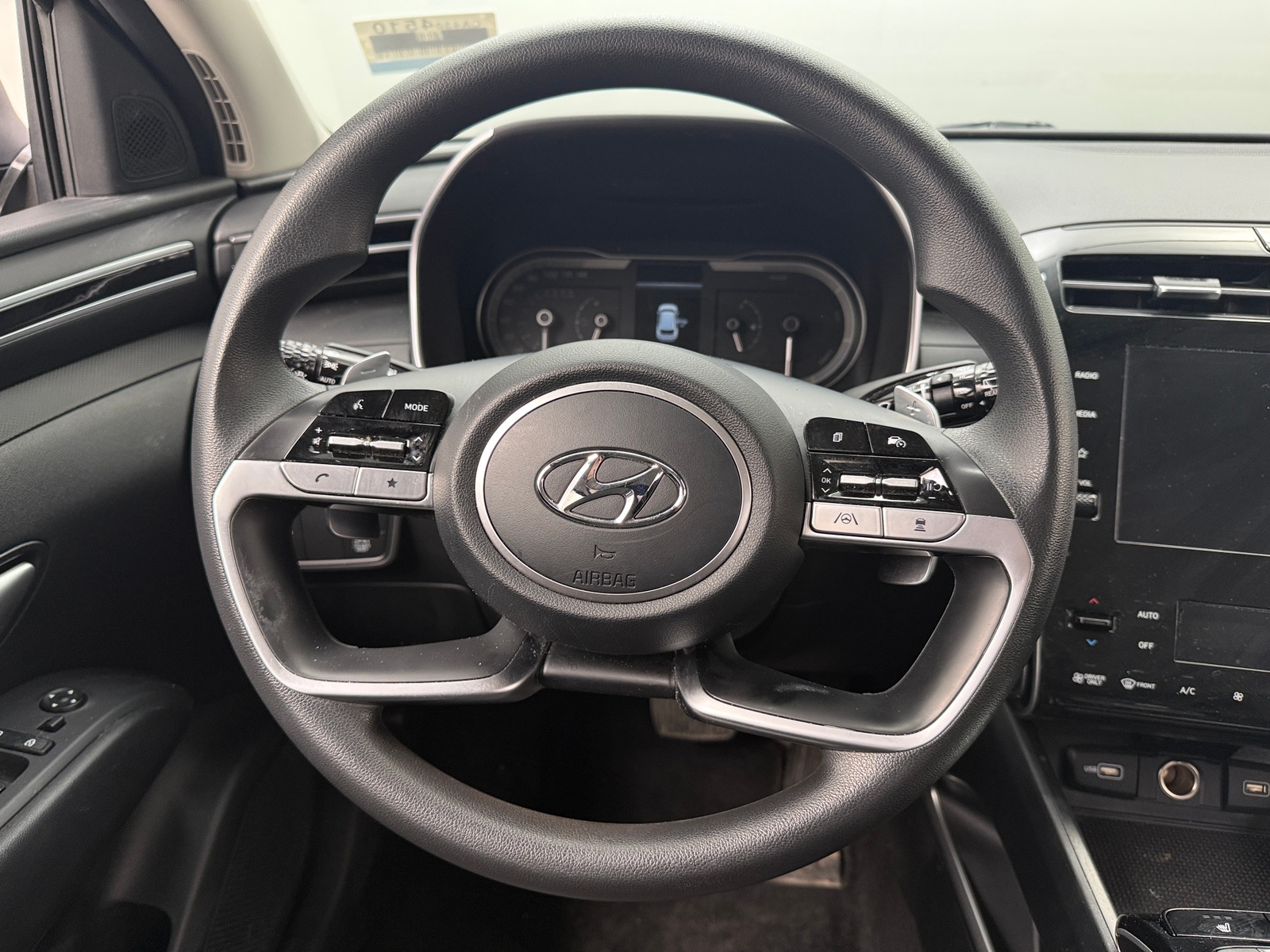 Thumbnail: 2022 Hyundai Tucson - 5