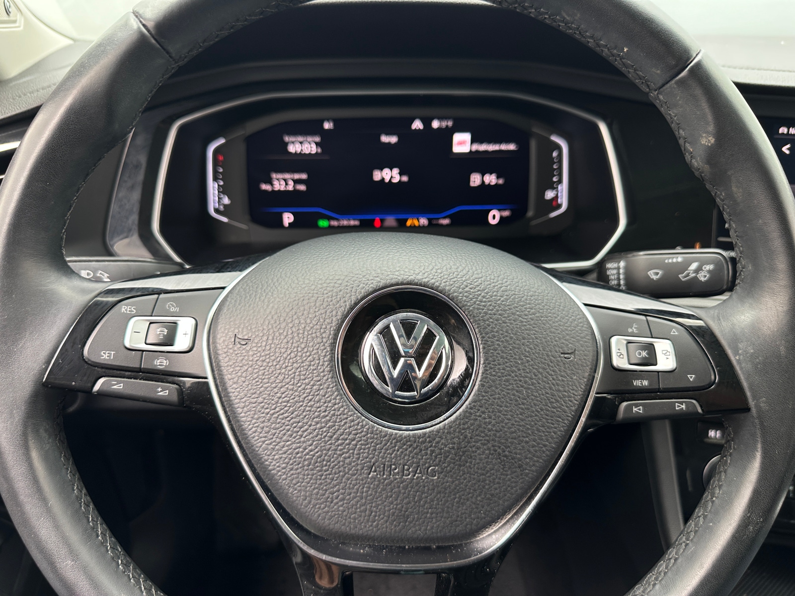 Thumbnail: 2019 Volkswagen Jetta - 4