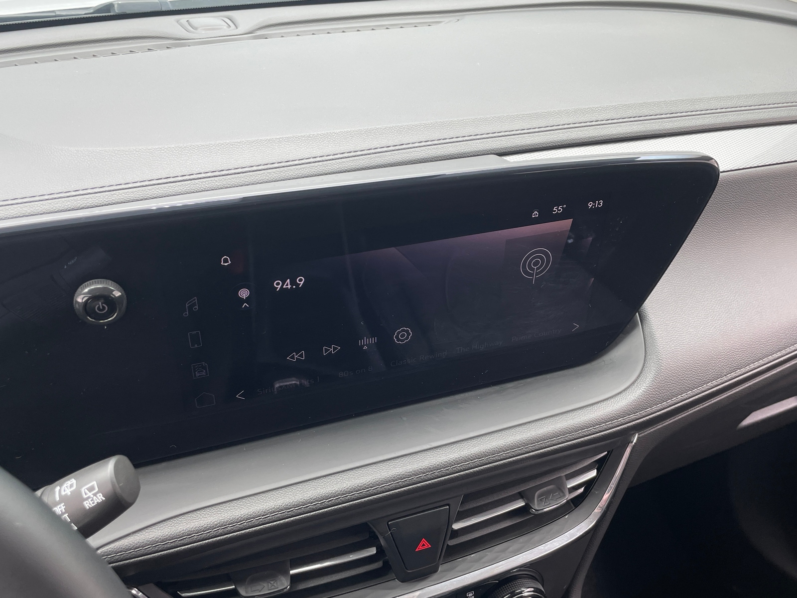 Thumbnail: 2025 Buick Encore GX - 4