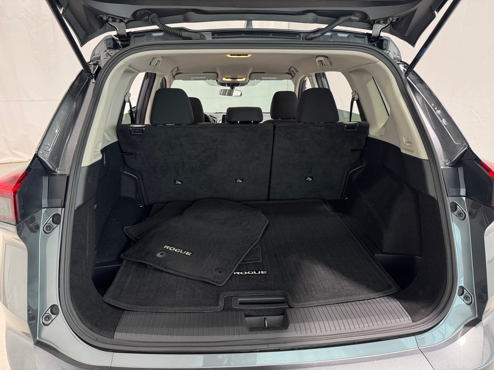 Thumbnail: 2025 Nissan Rogue - 7