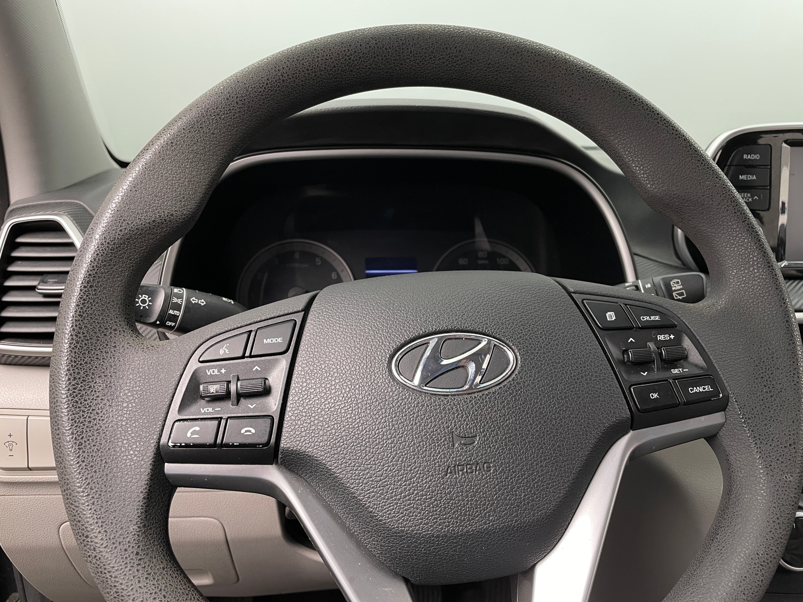 Thumbnail: 2019 Hyundai Tucson - 5