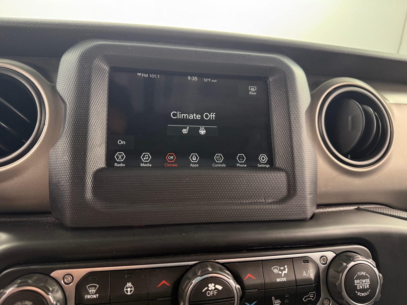 Thumbnail: 2020 Jeep Wrangler - 3