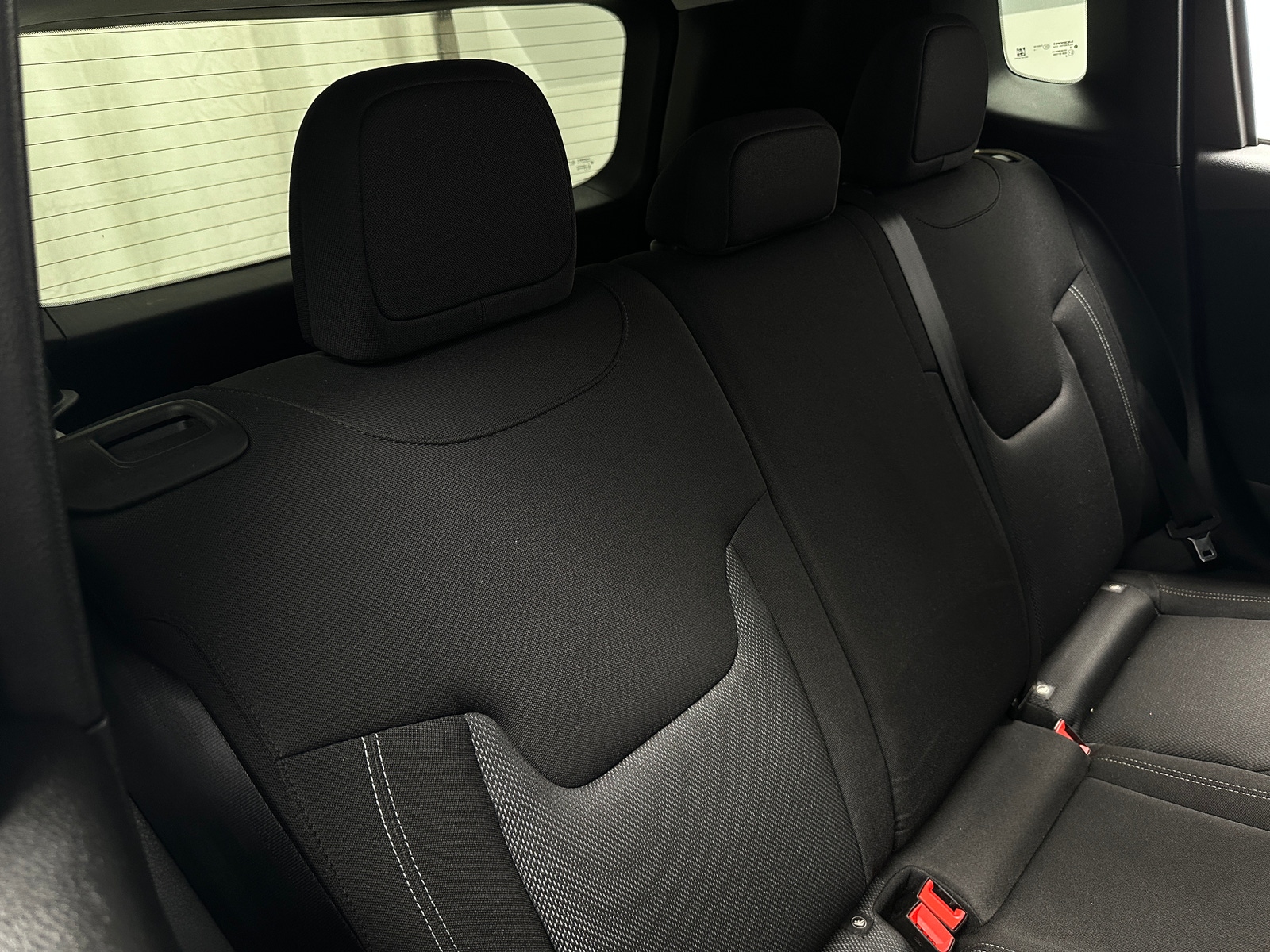 Thumbnail: 2020 Jeep Renegade - 6