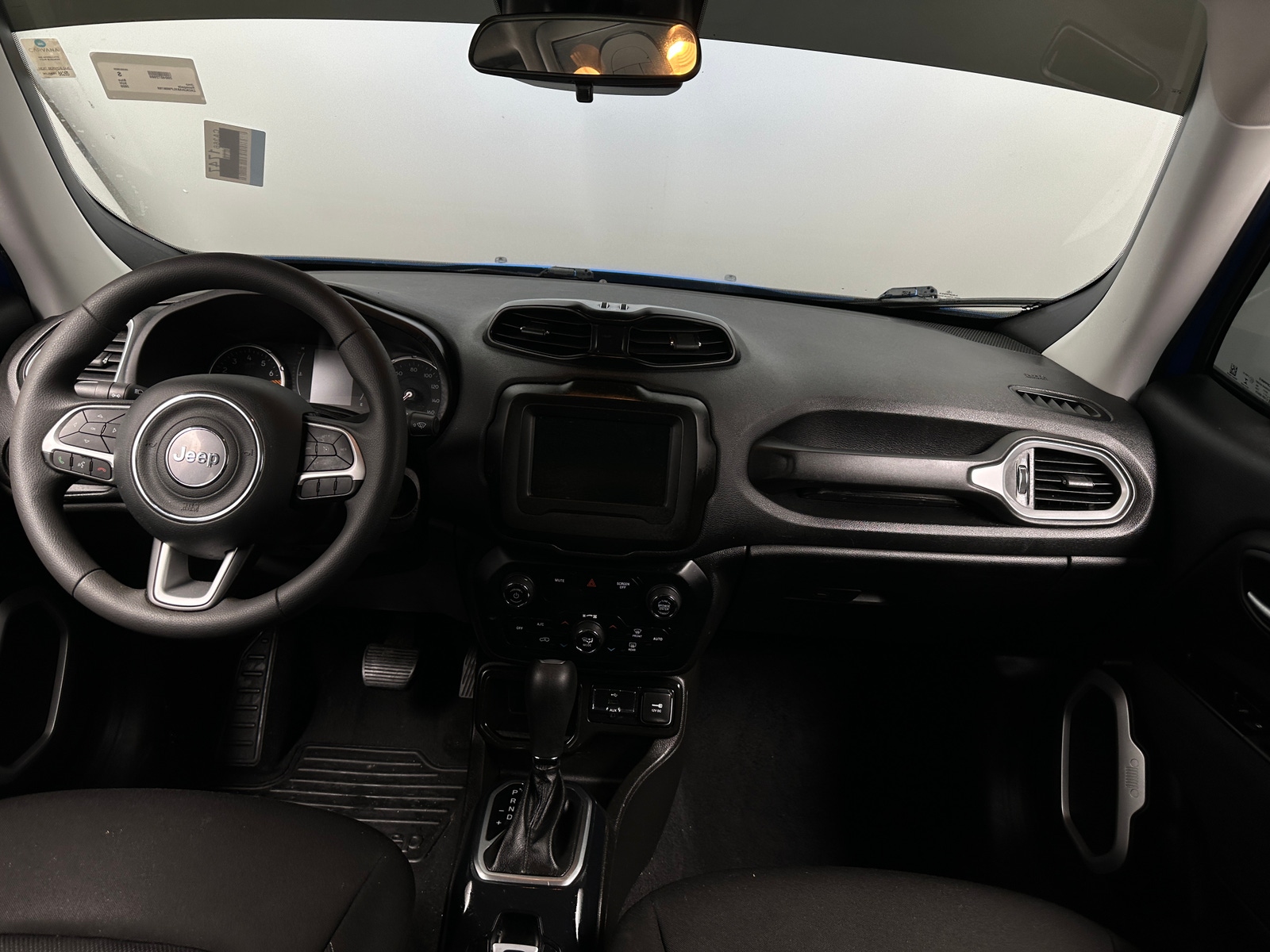 Thumbnail: 2020 Jeep Renegade - 3