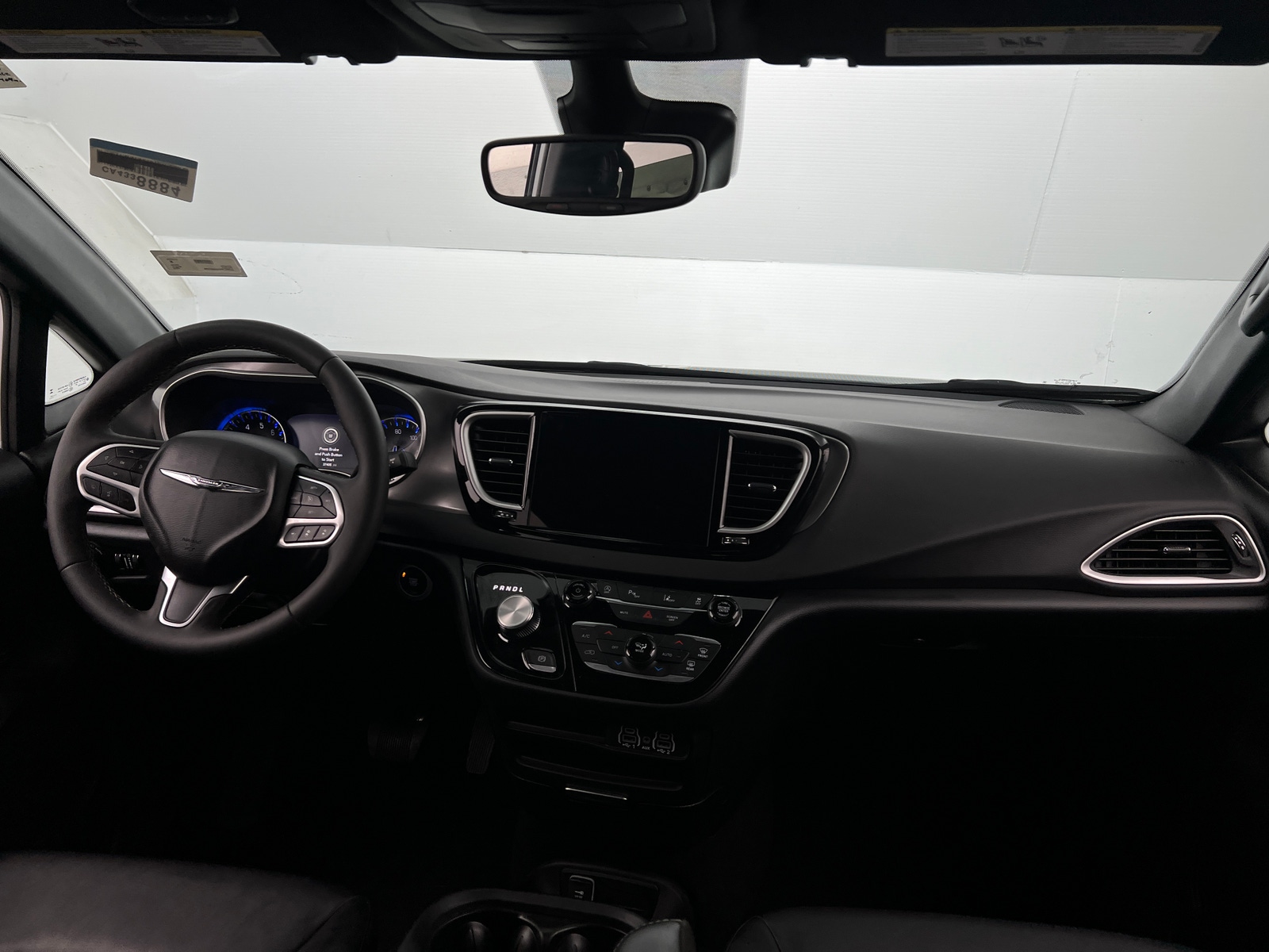 Thumbnail: 2025 Chrysler Pacifica - 2