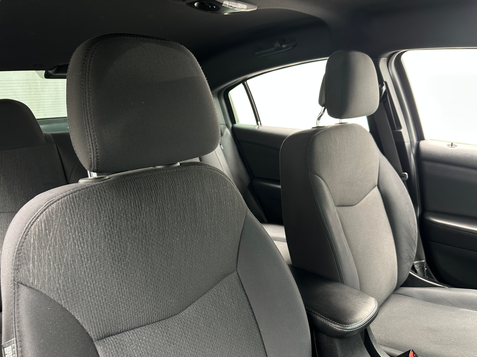 Thumbnail: 2013 Chrysler 200 - 2