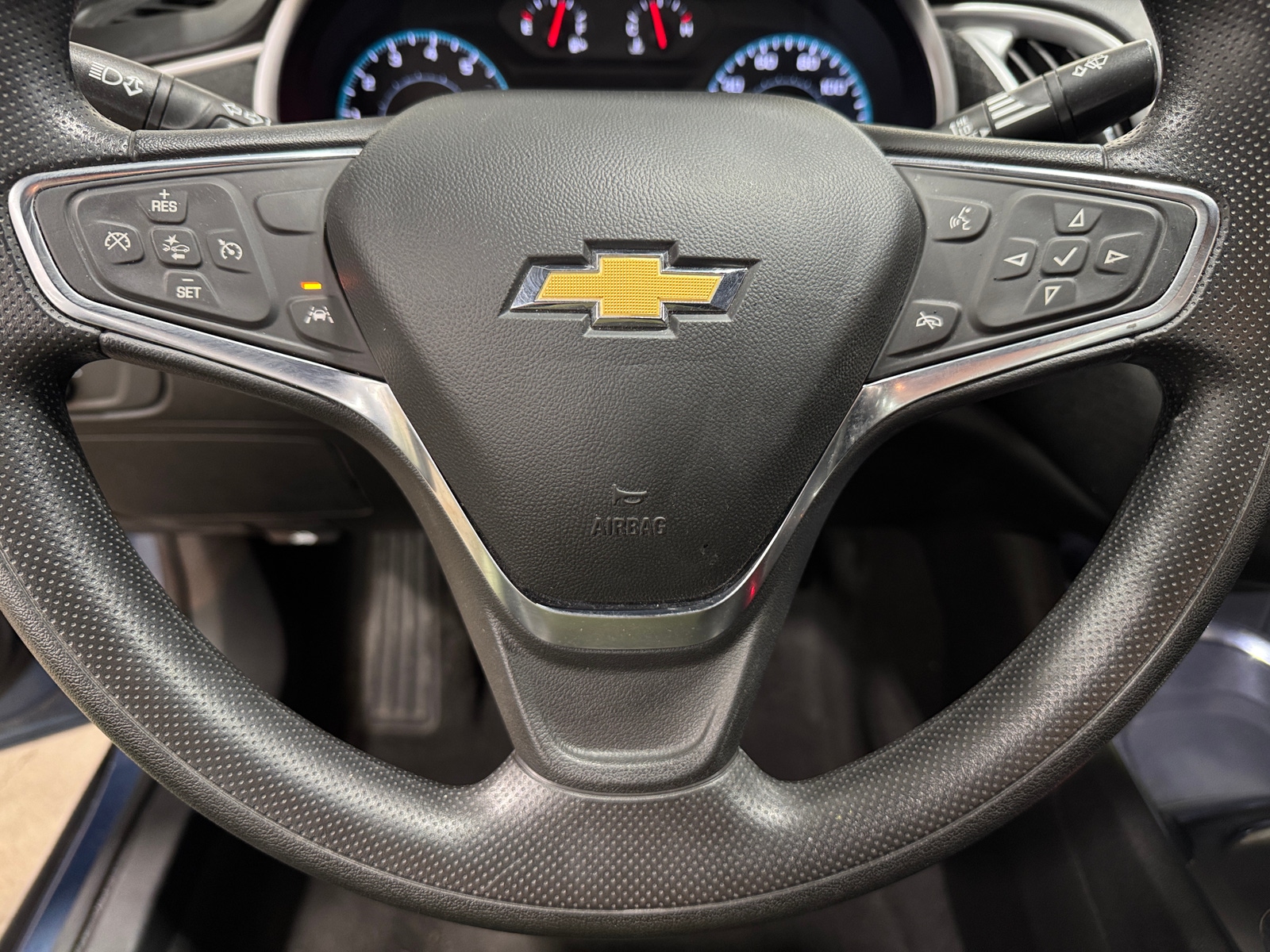 Thumbnail: 2024 Chevrolet Malibu - 5