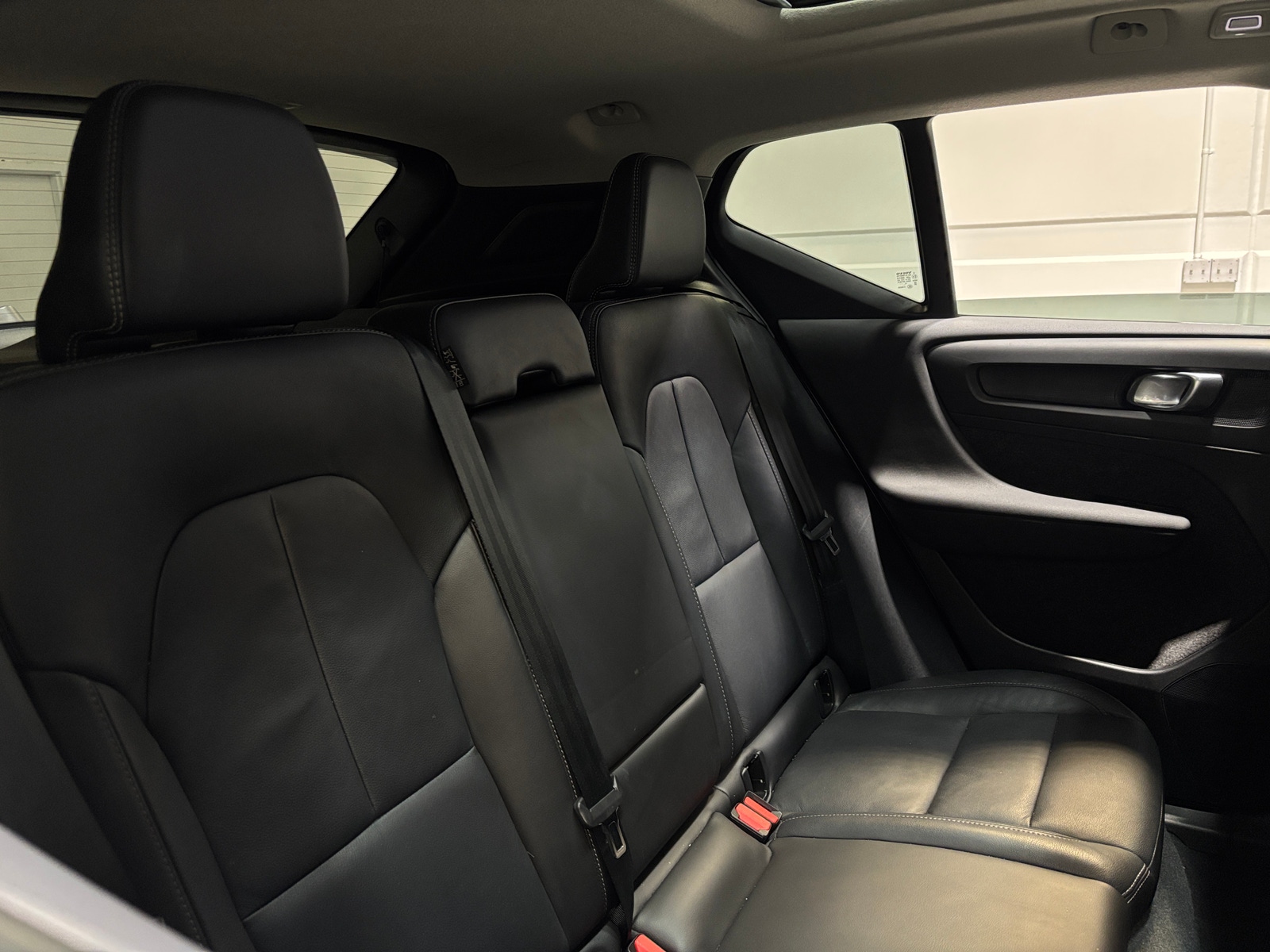 Thumbnail: 2024 Volvo XC40 - 5