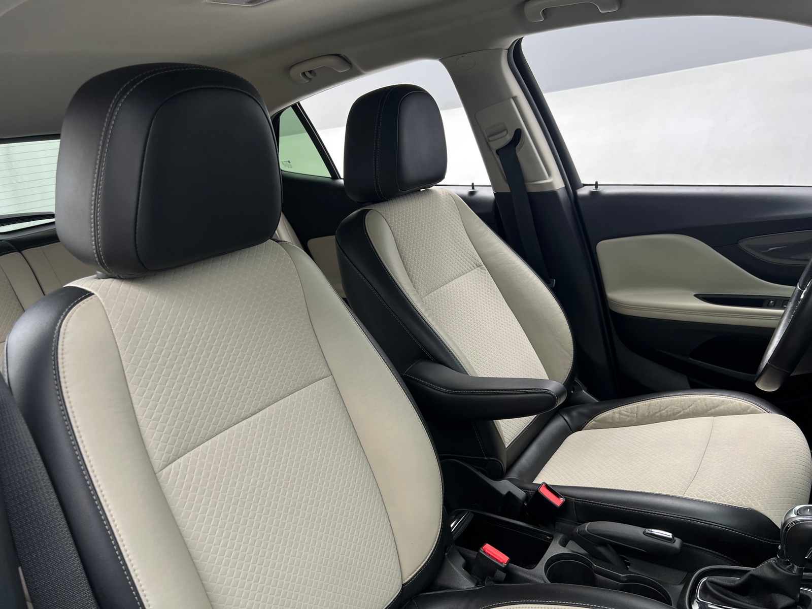 Thumbnail: 2017 Buick Encore - 2