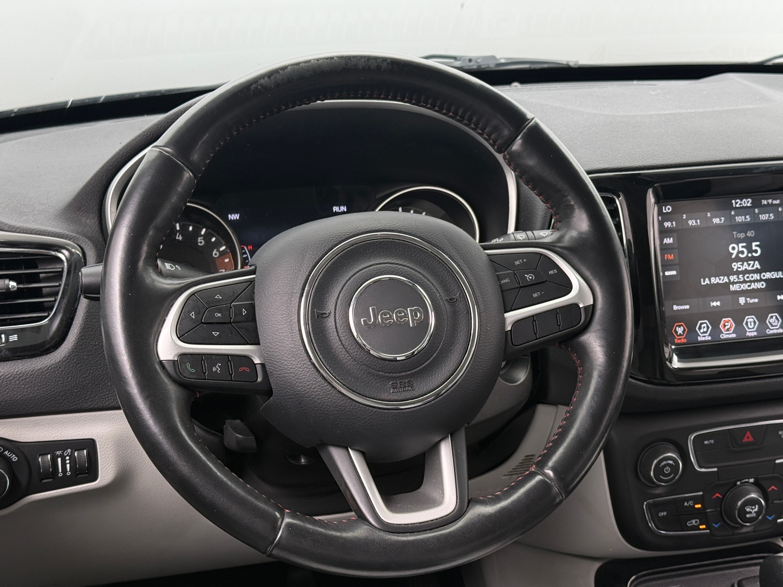 Thumbnail: 2019 Jeep Compass - 4