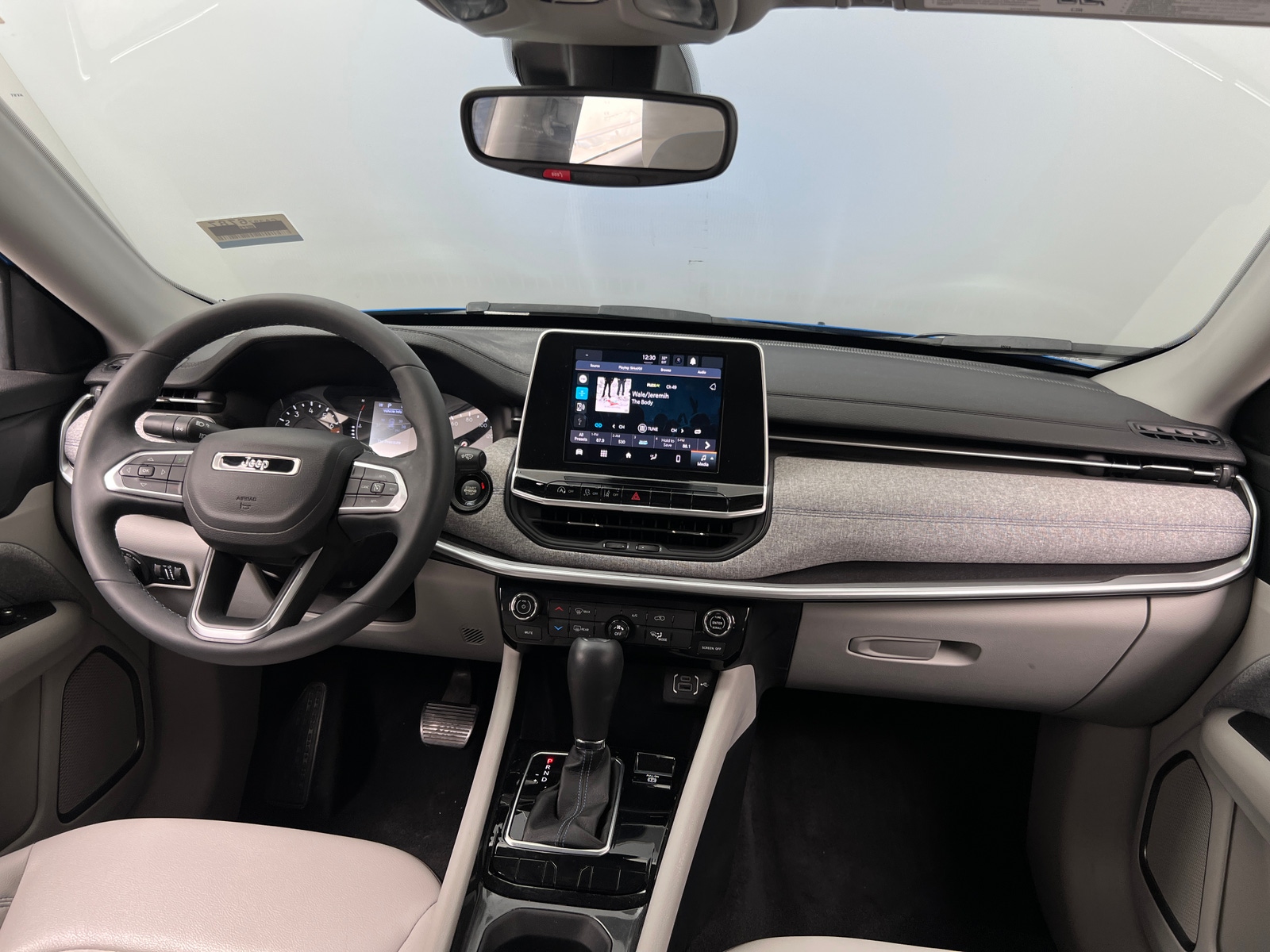 Thumbnail: 2022 Jeep Compass - 3