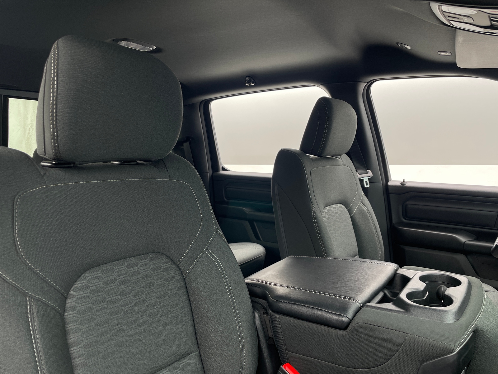 Thumbnail: 2025 RAM 1500 - 2