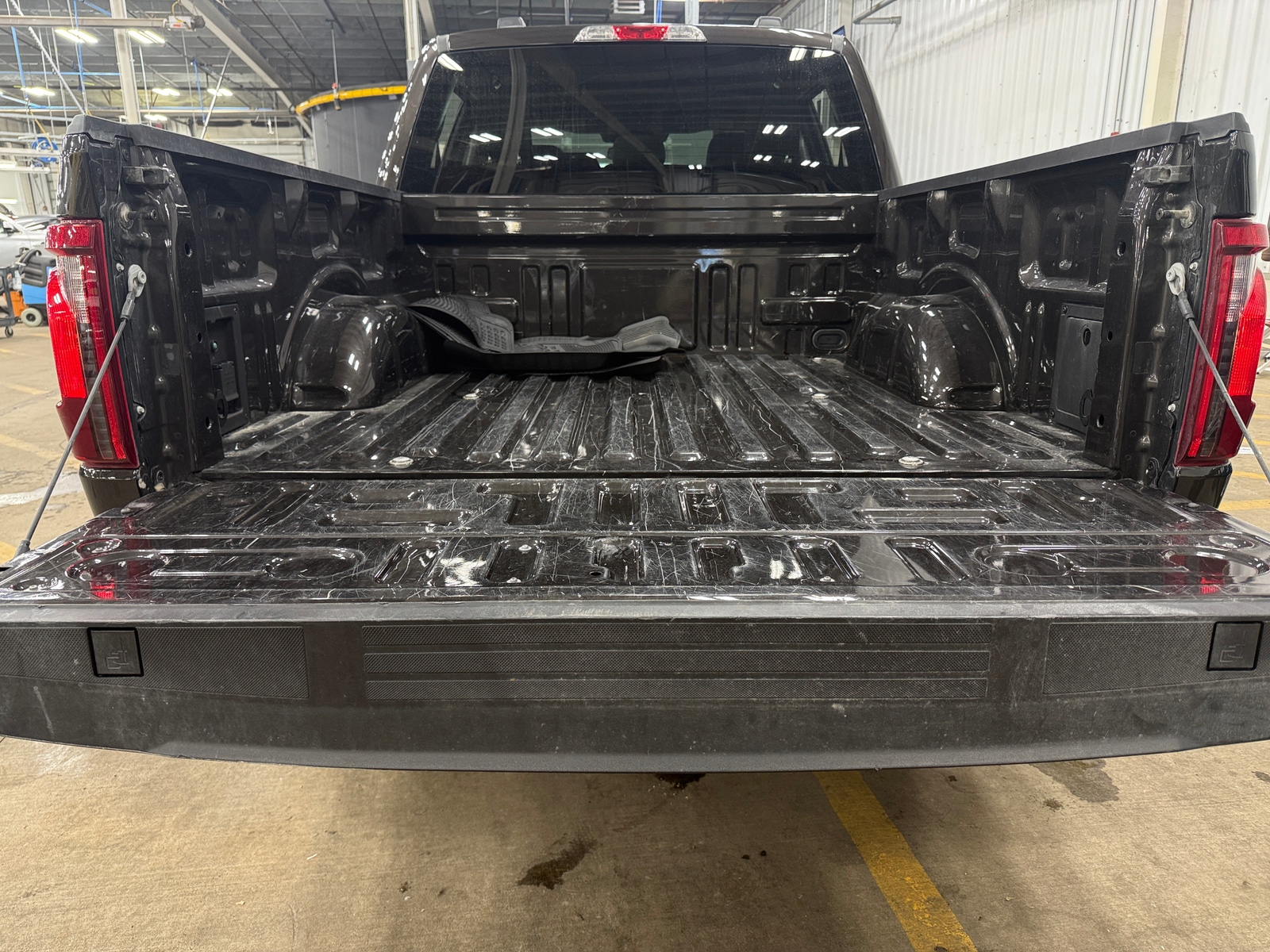 Thumbnail: 2024 Ford Econoline - 7