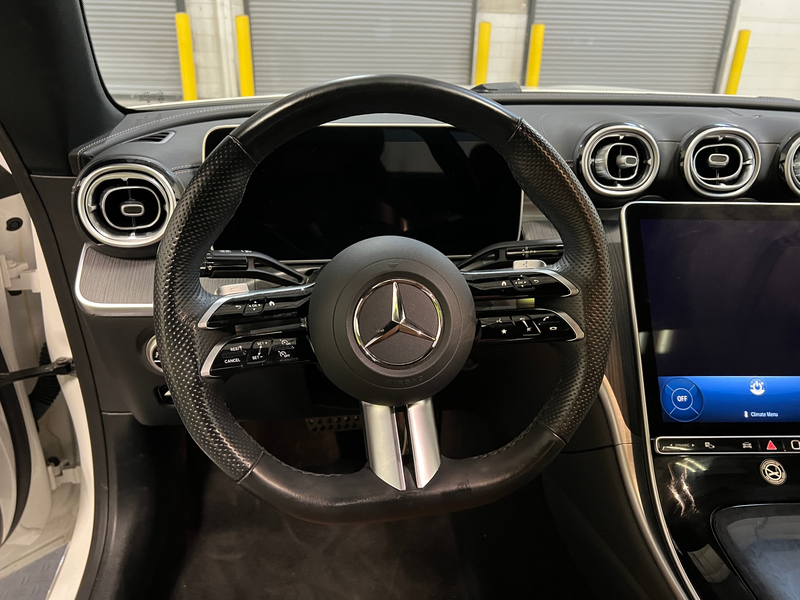 Thumbnail: 2025 Mercedes-Benz CLE - 4