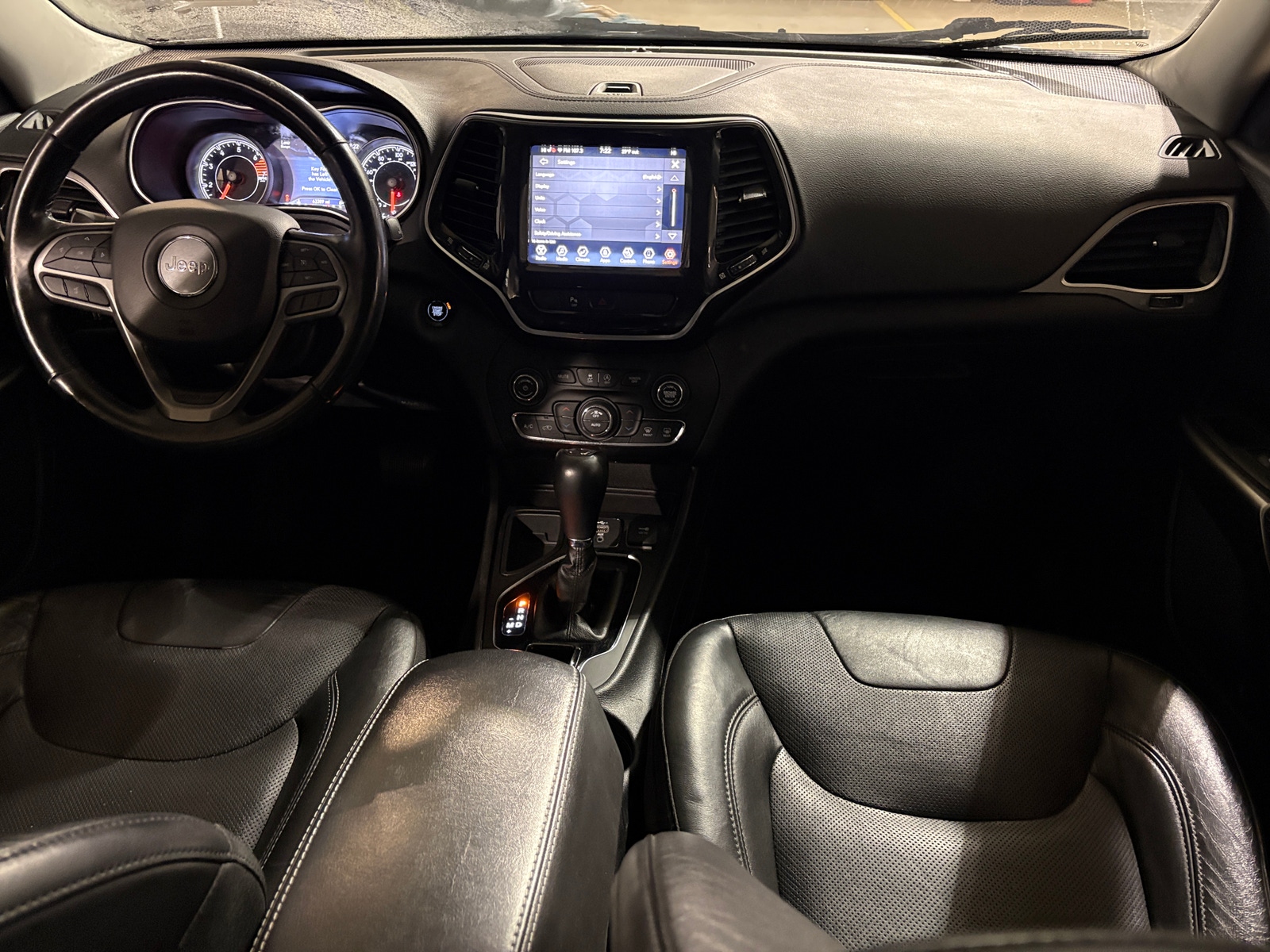 Thumbnail: 2020 Jeep Cherokee - 2