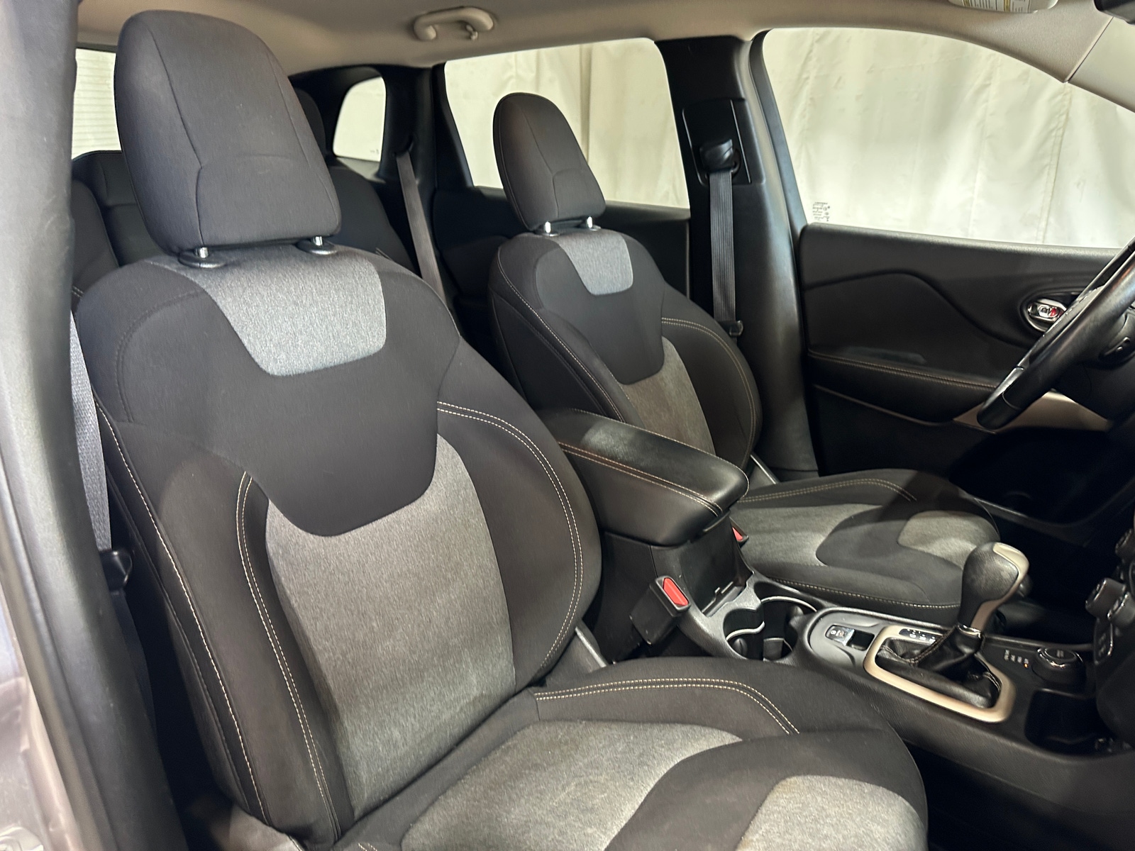 Thumbnail: 2018 Jeep Cherokee - 2